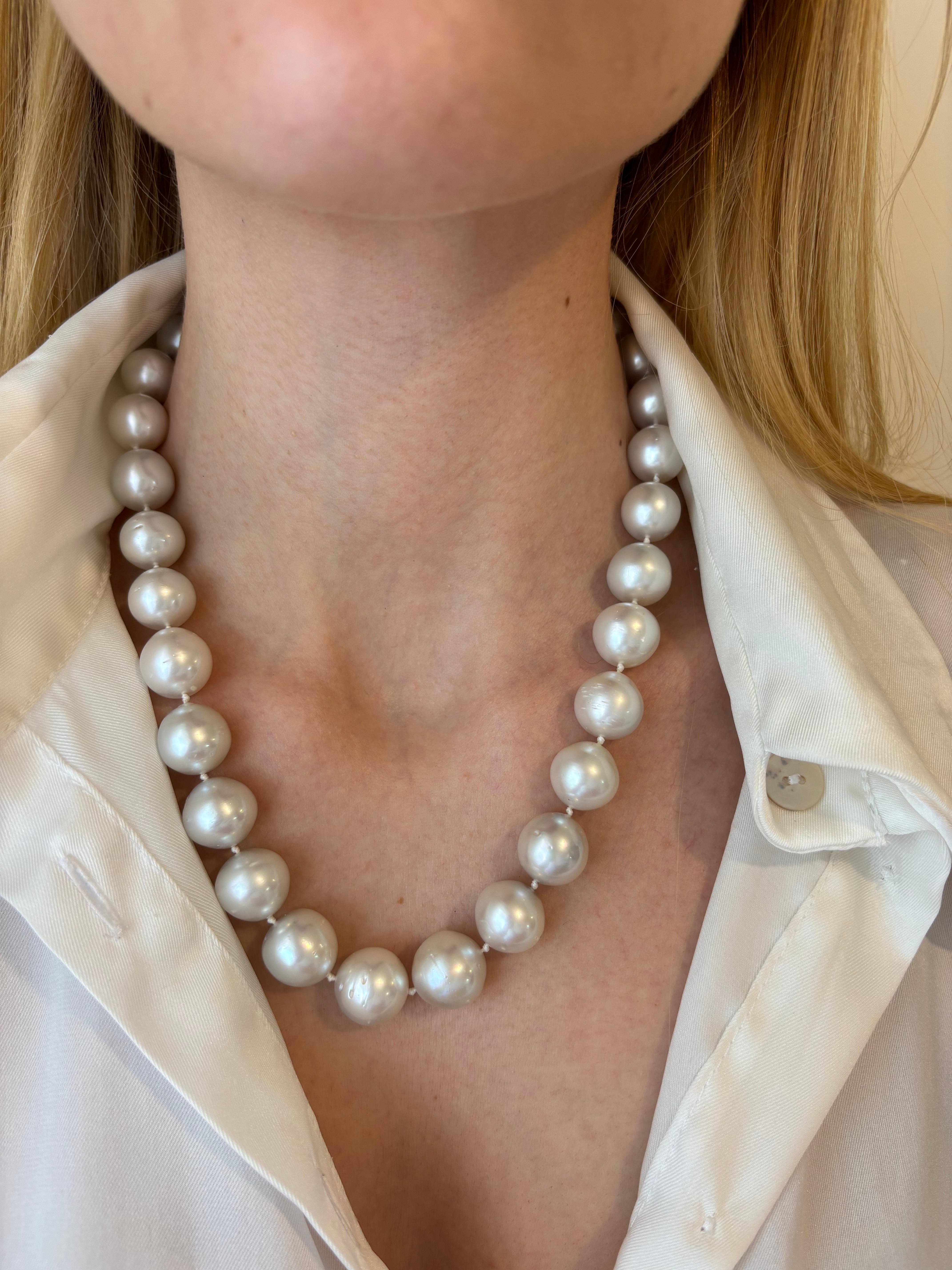 South Sea Pearl Necklace, 18K gold clasp with diamonds by Michelle Massoura For Sale 3