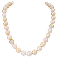 Used South Sea Pearl Necklace, 35 Cultured Pearls
