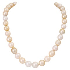 South Sea Pearl Necklace, 35 Cultured Pearls