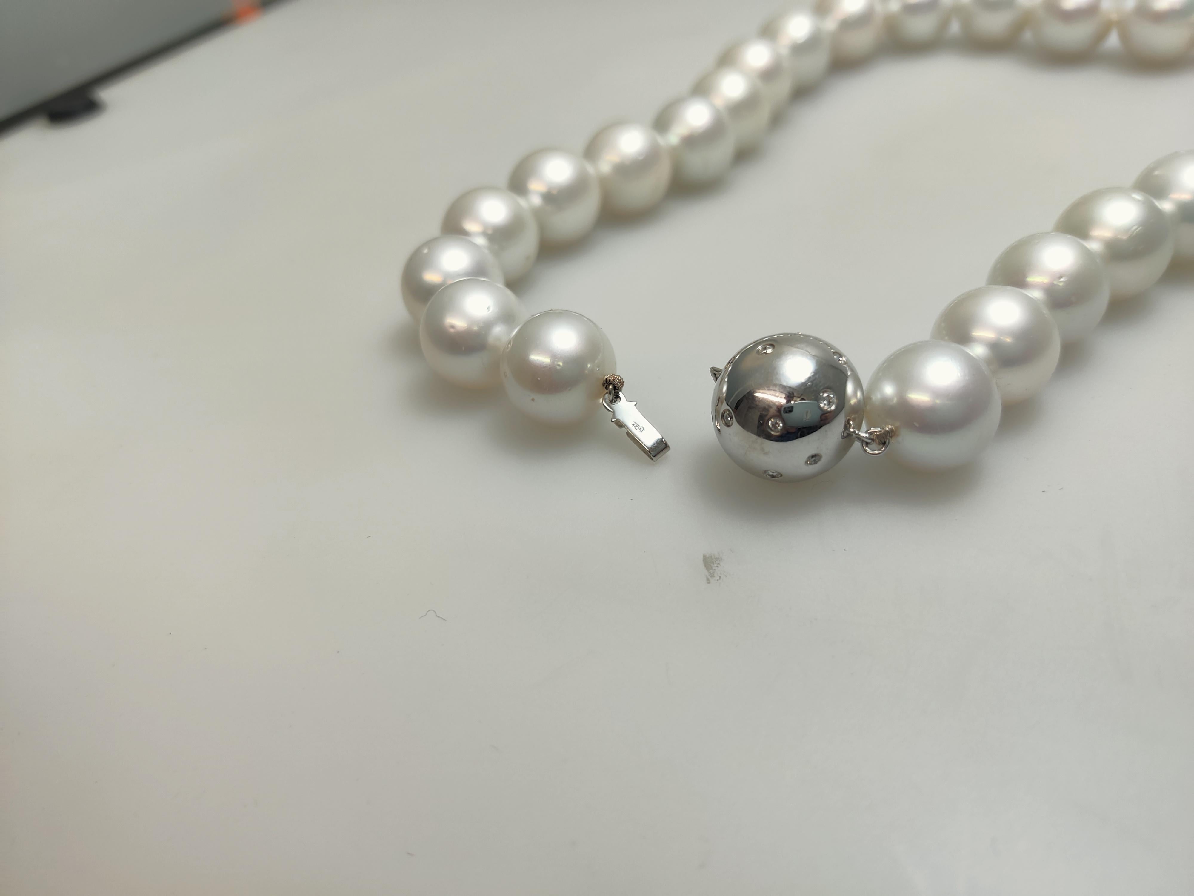 aaa vs aaaa pearls