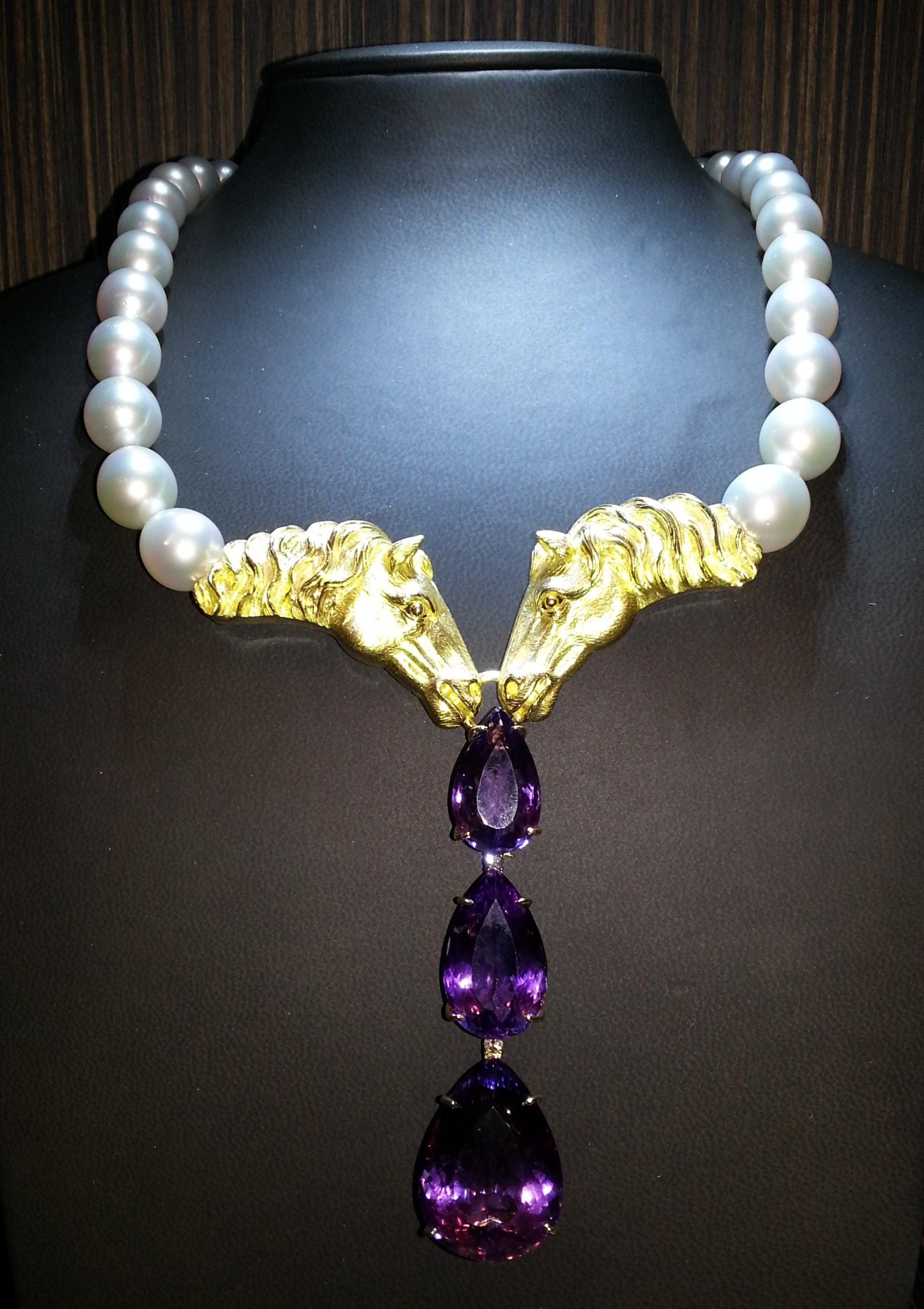 South Sea Pearl Necklace & Hand Crafted 18k Gold Horse Heads, One of a Kind For Sale 4