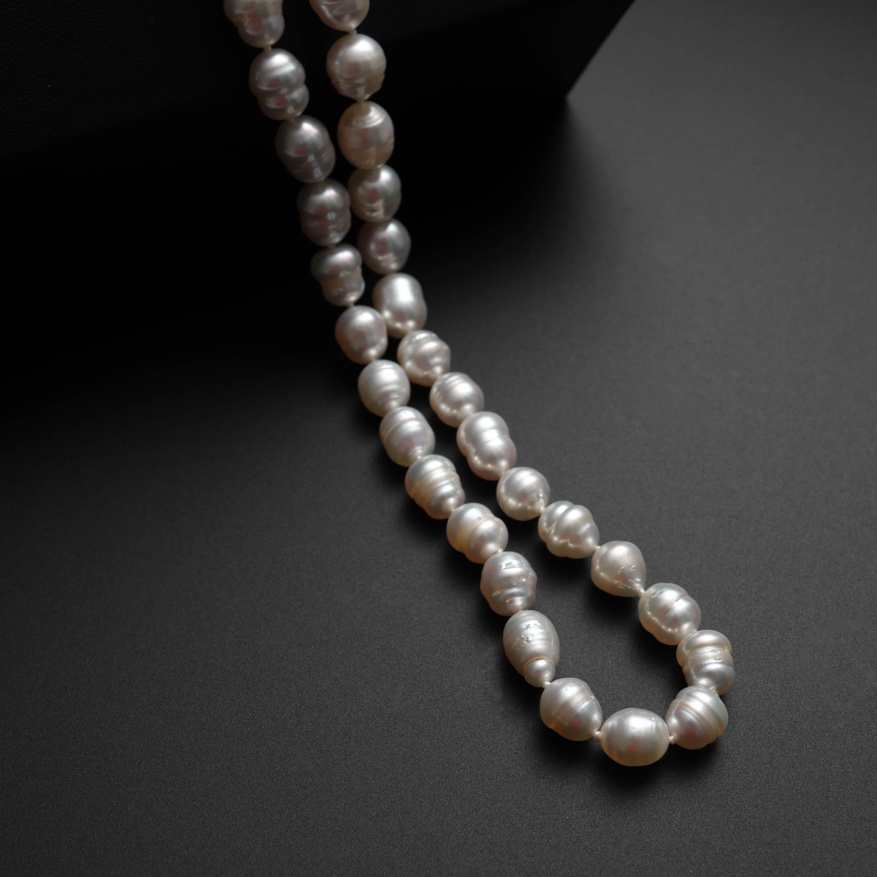 vintage south sea pearl necklace