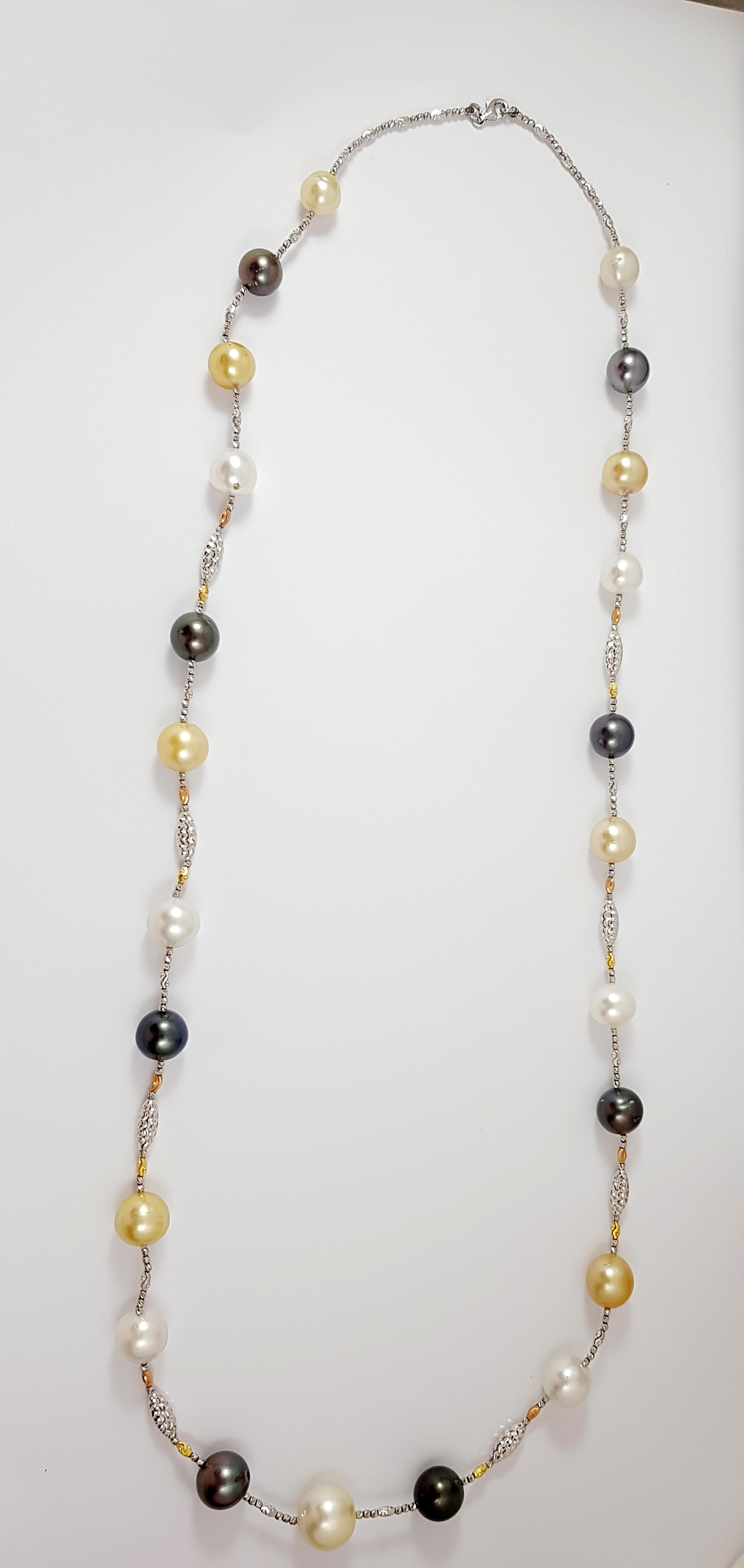 Contemporary South Sea Pearl Necklace Set in 18 Karat White Gold Settings For Sale