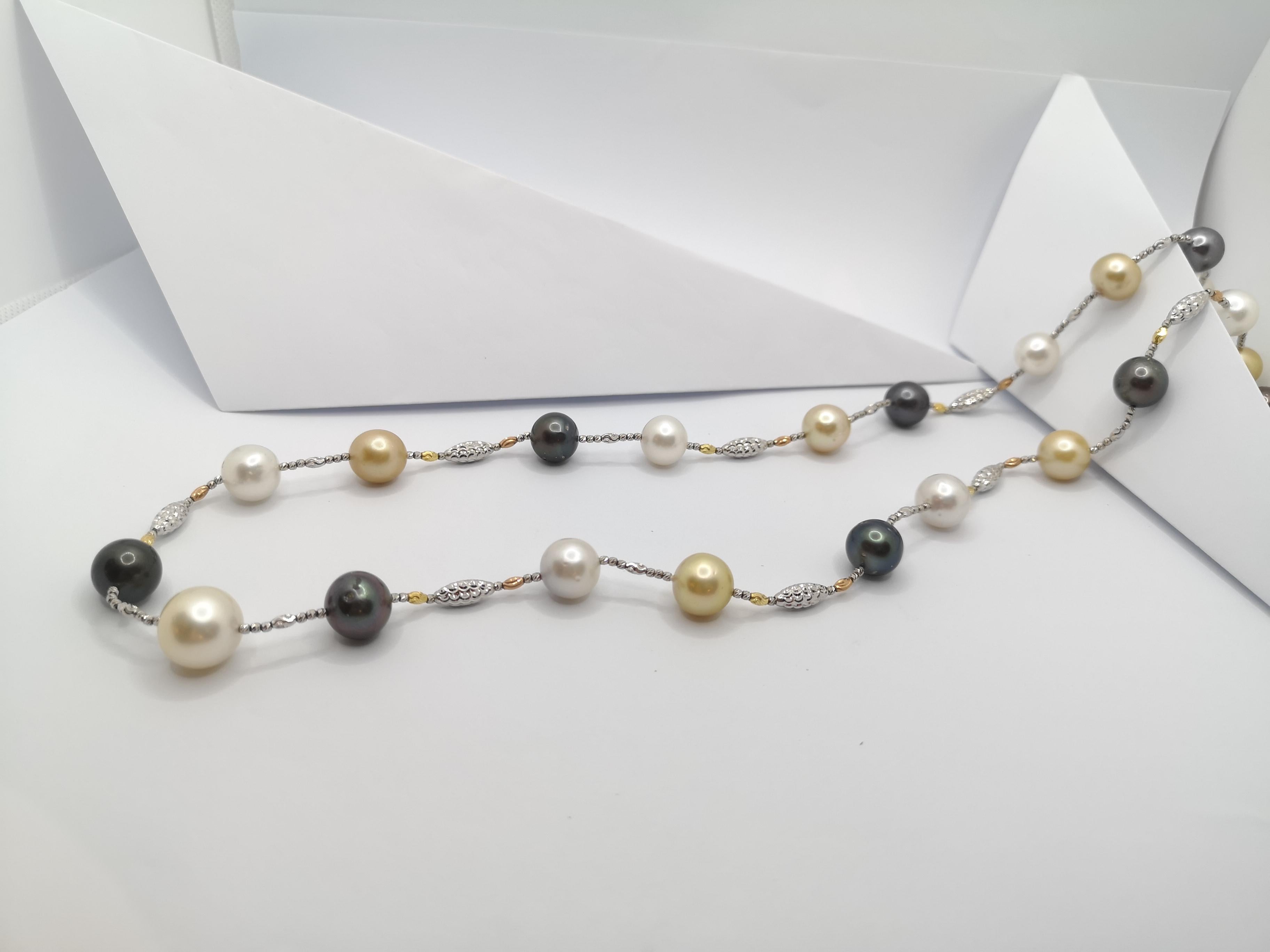 Uncut South Sea Pearl Necklace Set in 18 Karat White Gold Settings For Sale