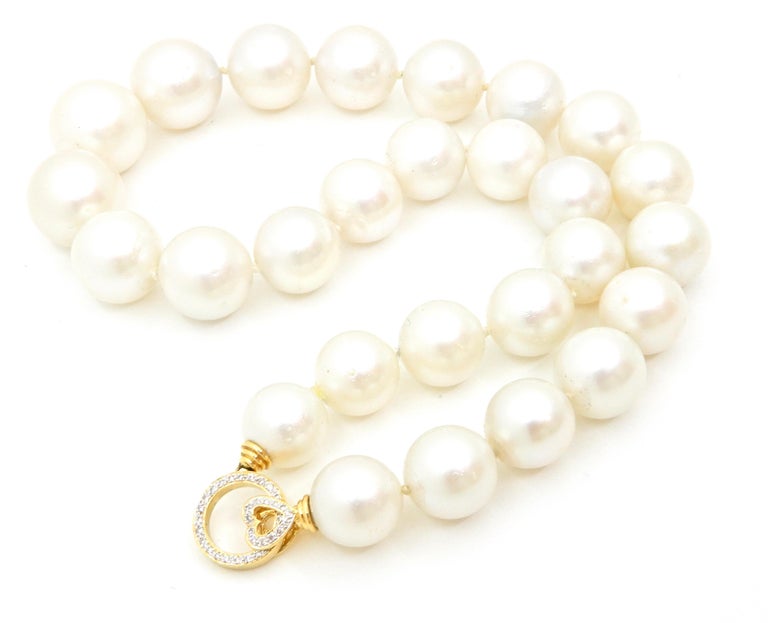 South Sea Pearl Necklace with 18 Carat Yellow Gold and Diamond Clasp ...