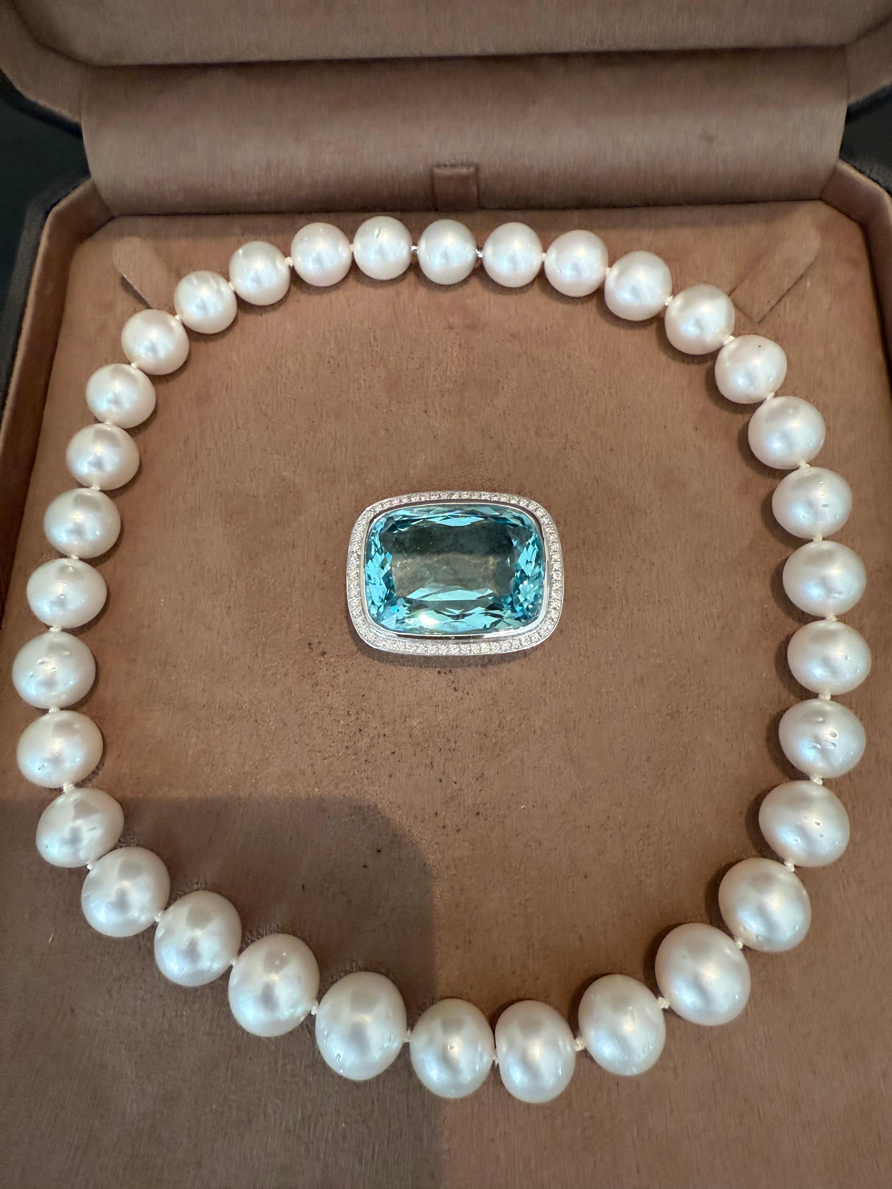Perla dei mari del sud  Collana con  Ciondolo con diamante e acquamarina in oro bianco 18 K. in vendita 1