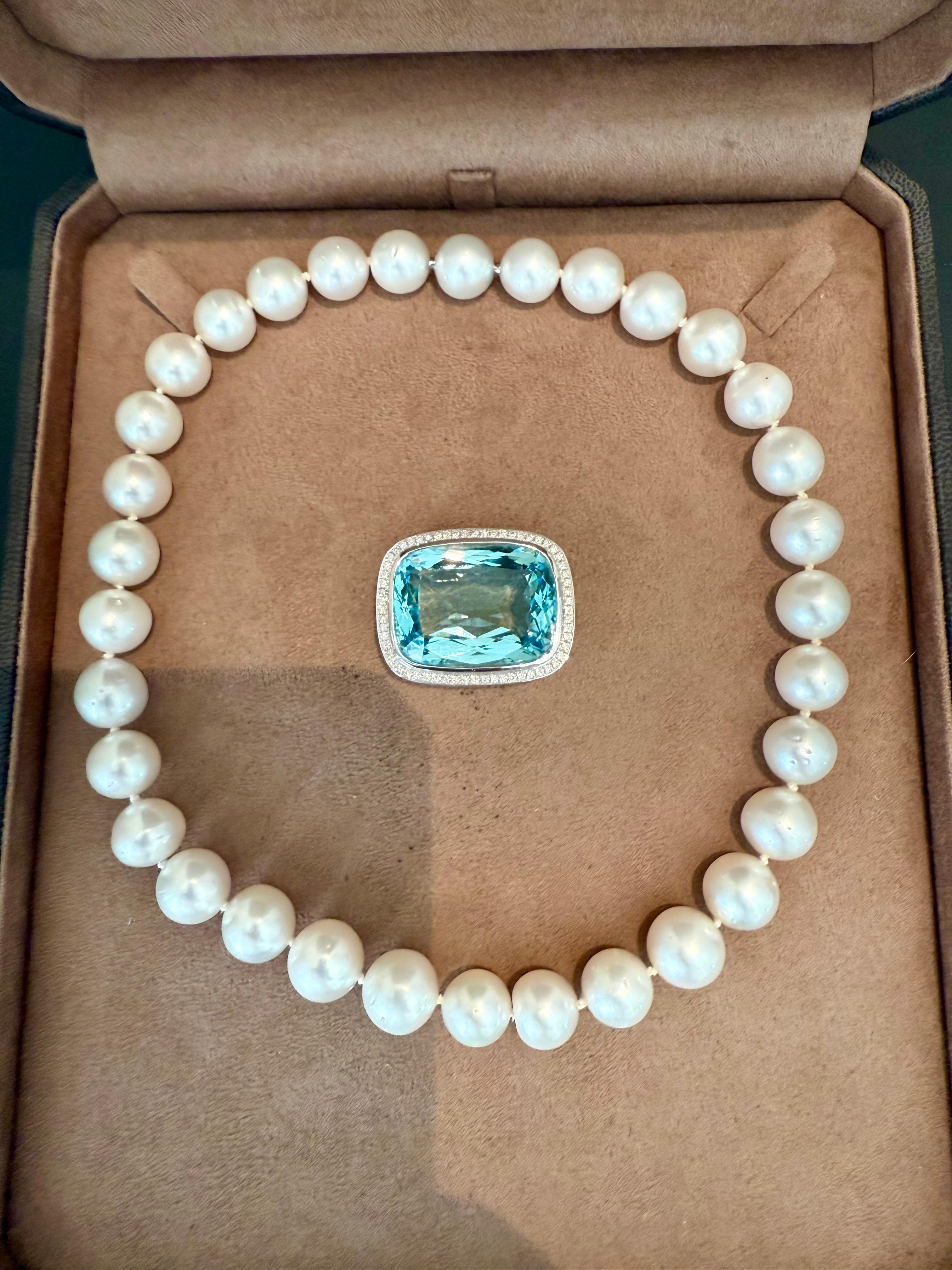 Perla dei mari del sud  Collana con  Ciondolo con diamante e acquamarina in oro bianco 18 K. in vendita 2