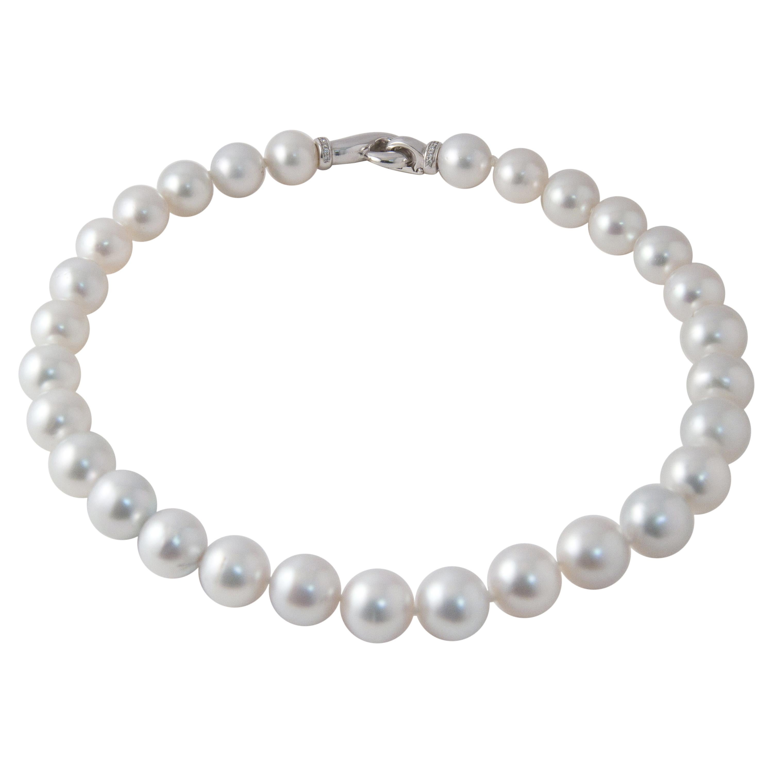 South Sea Pearl Necklace with Claps Diamonds on White Gold 18 Karat