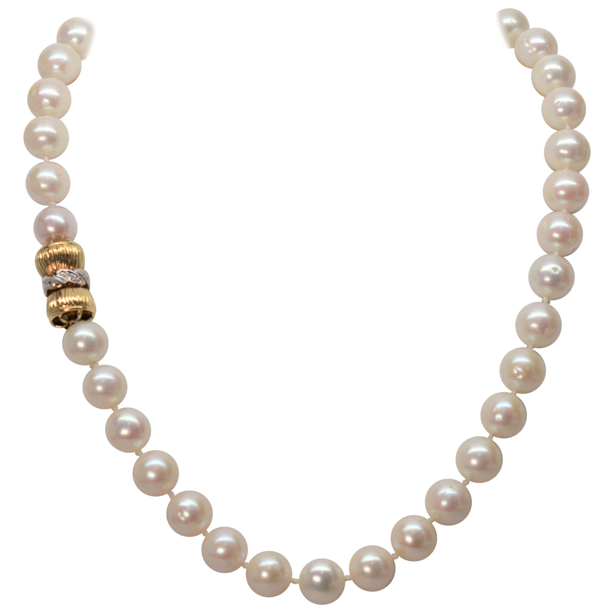 Freshwater Akoya Pearl Necklace w Gold Diamond Bow Clasp