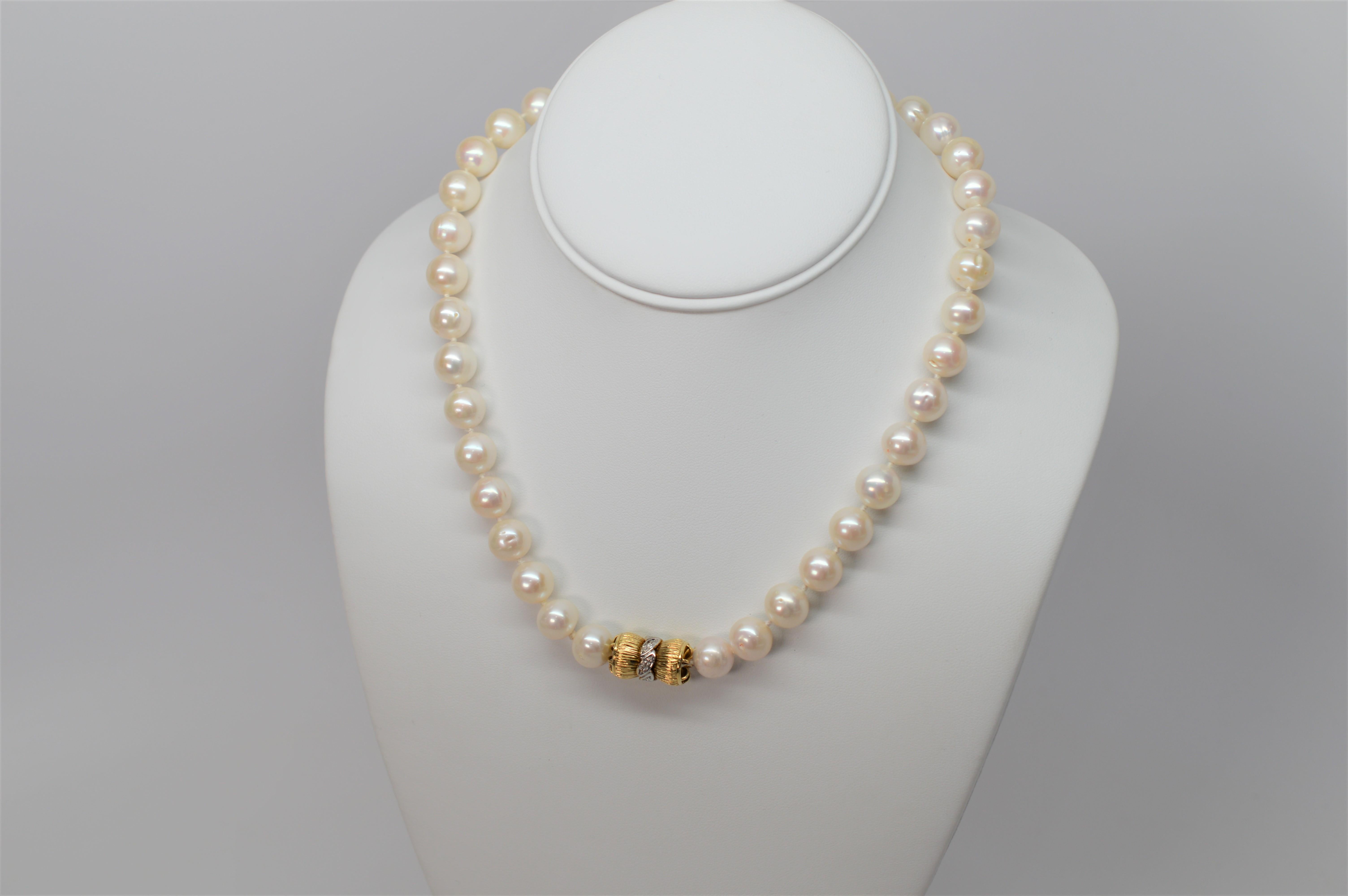 Freshwater Akoya Pearl Necklace w Gold Diamond Bow Clasp 2