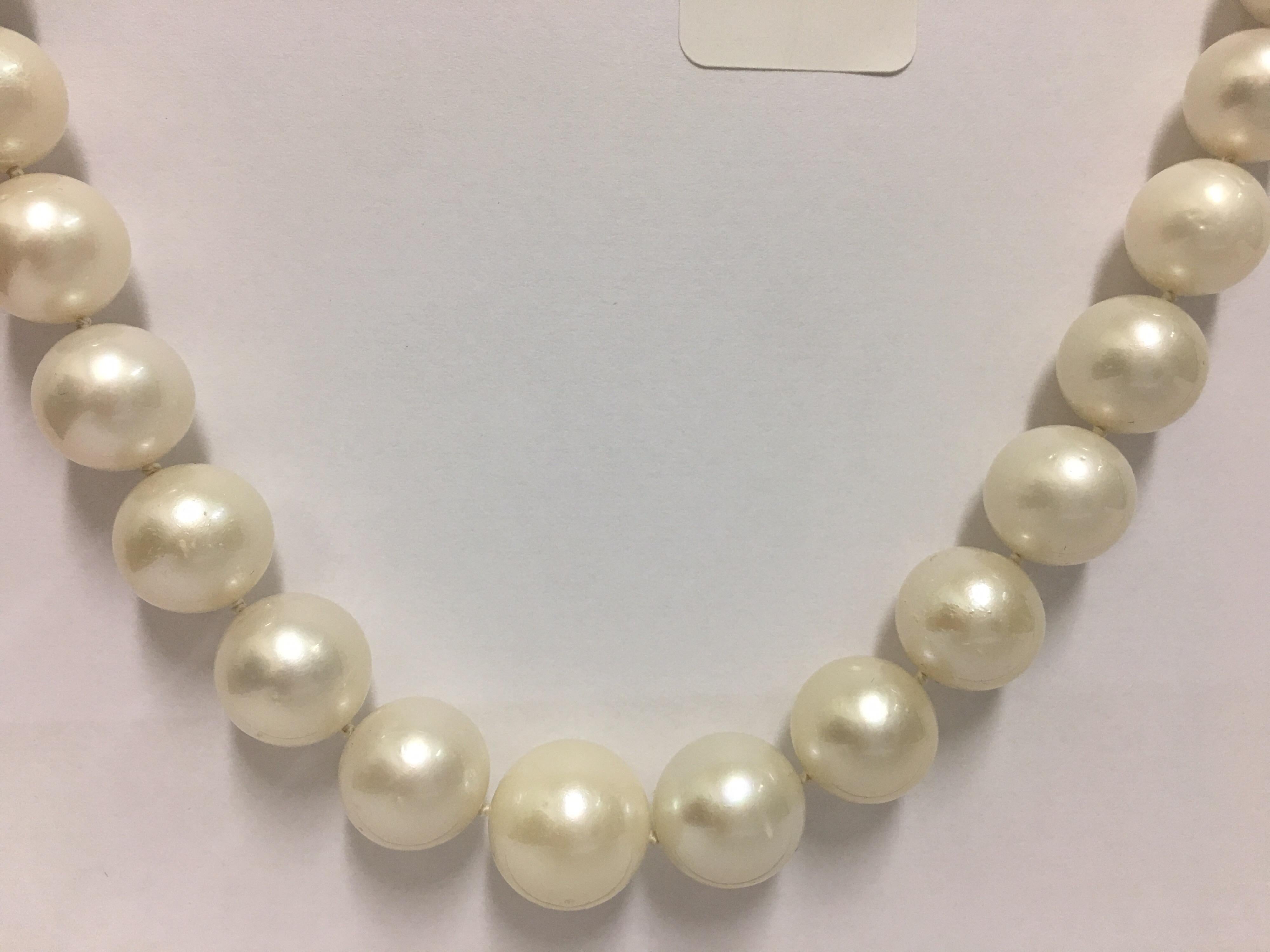 South Sea Pearl Necklace with Gold Clasp 4