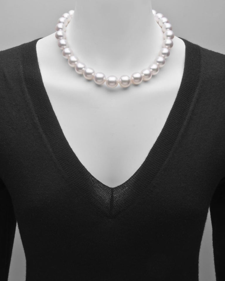 South Sea Pearl Necklace with Pavé Diamond Clasp For Sale at 1stDibs