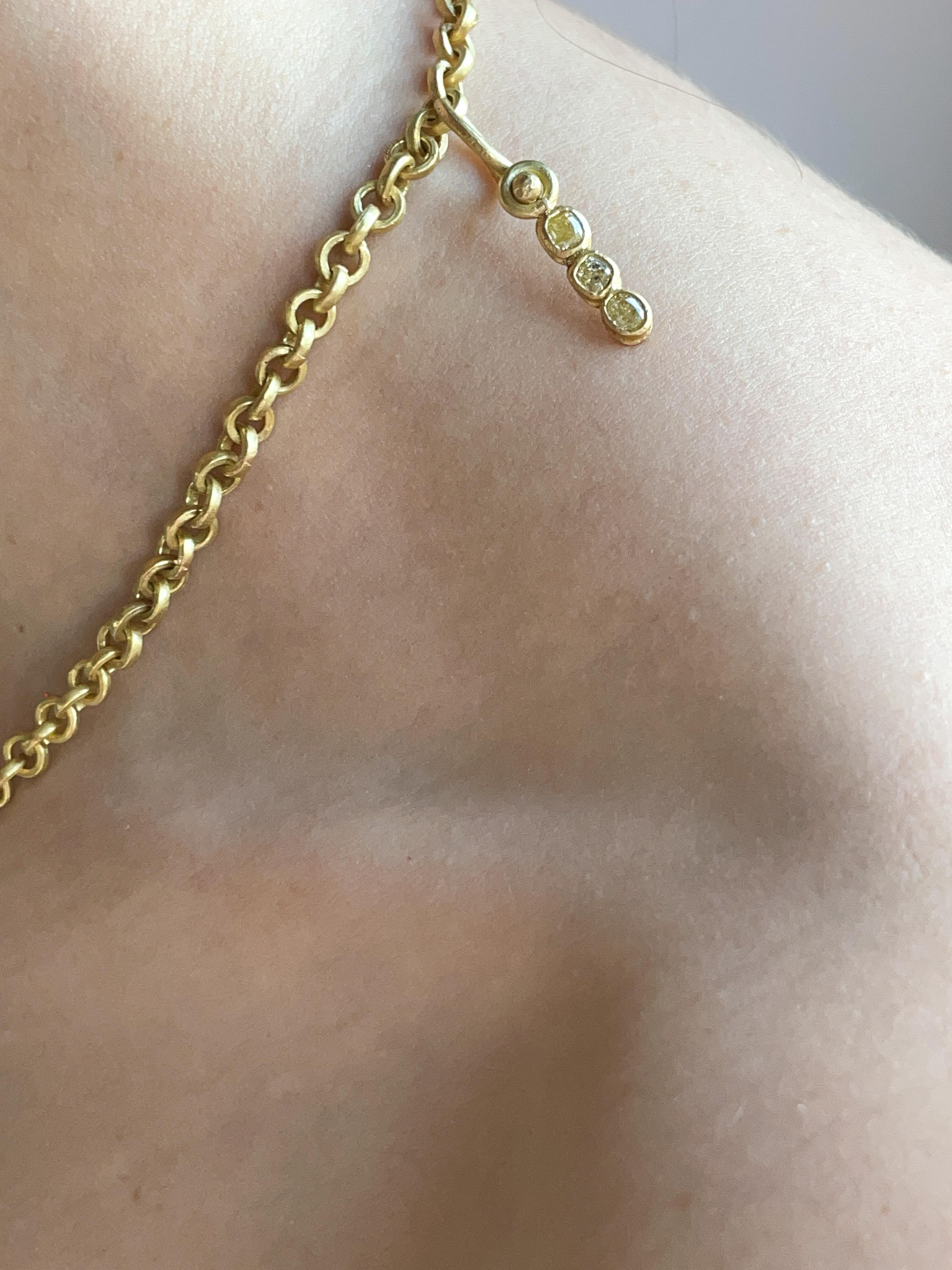 Modern 17mm Cream Pearl on 18K Gold Chain Necklace Diamond Enhancer and Toggle Clasp For Sale