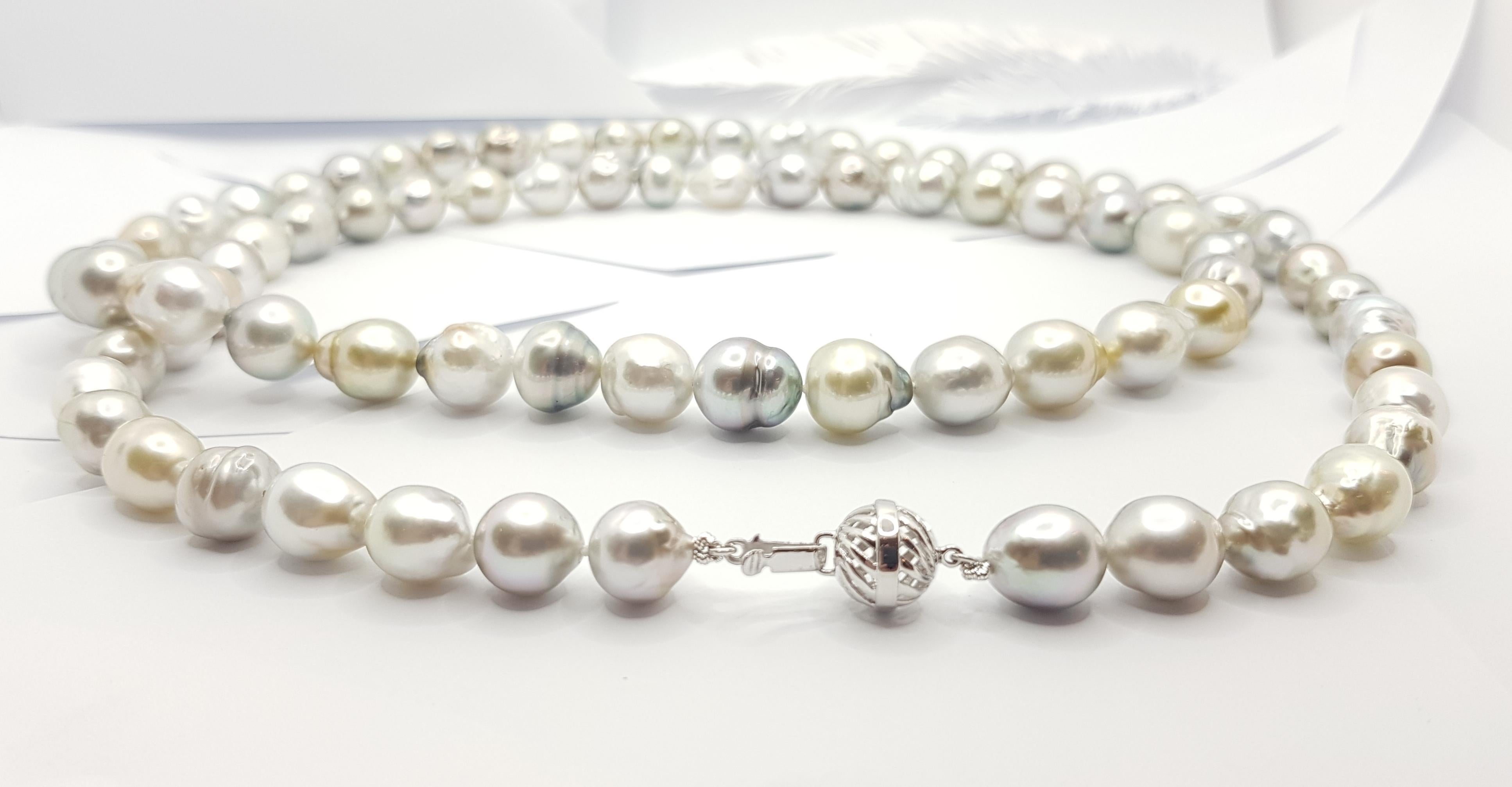South Sea Pearl Opera Necklace with 18 Karat White Gold Clasp For Sale 6