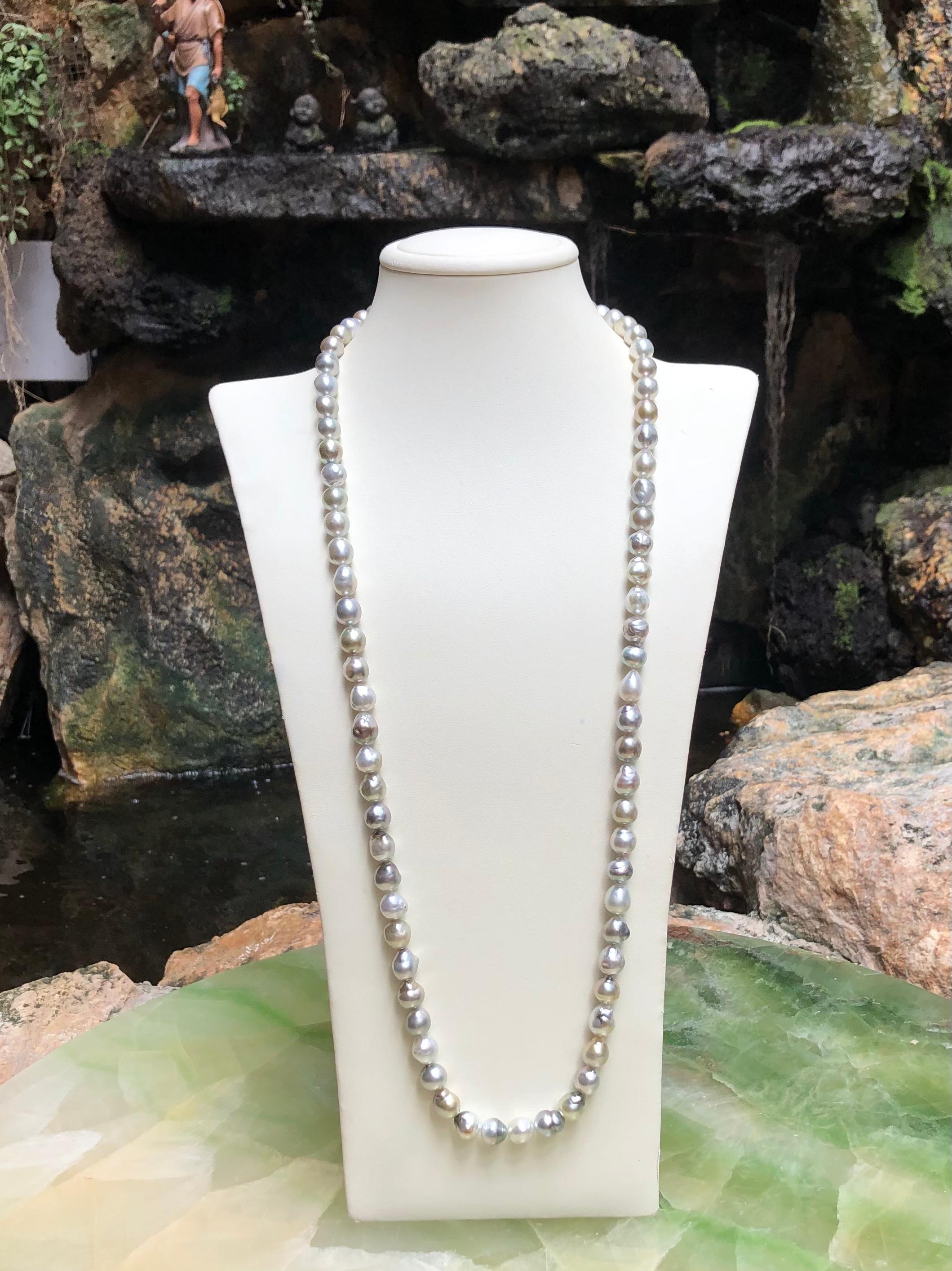 South Sea Pearl Opera Necklace with 18 Karat White Gold Clasp In New Condition For Sale In Bangkok, TH