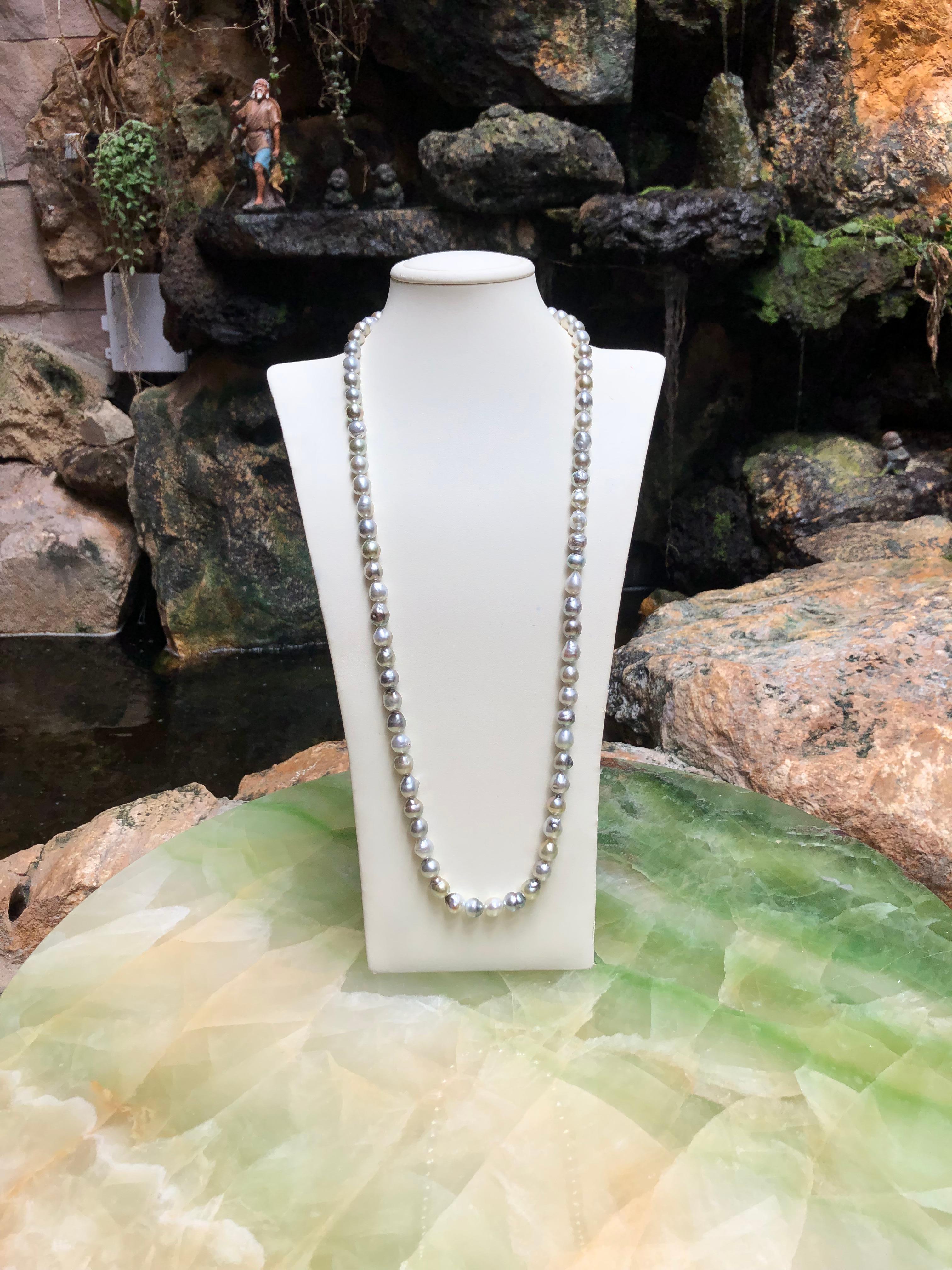South Sea Pearl Opera Necklace with 18 Karat White Gold Clasp For Sale 1
