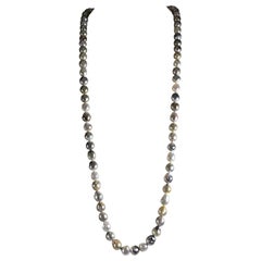 Collier opéra en perles des mers du Sud avec fermoir en or blanc 18 carats