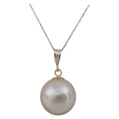 South Sea Pearl Pendant Round, White Color, High Luster