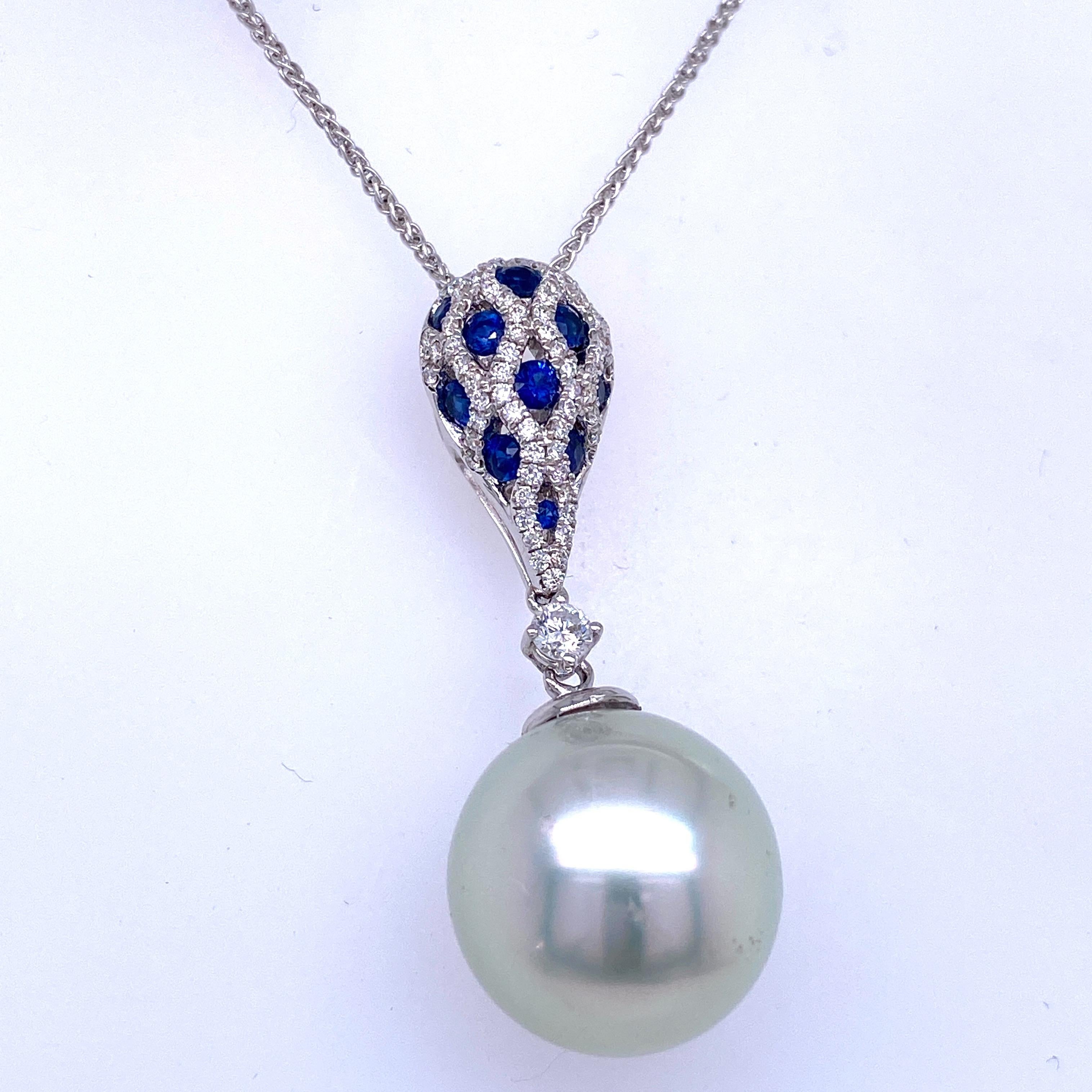 Südseeperle Saphir-Diamant-Anhänger-Halskette 0,64 Karat 18 Karat Weißgold (Zeitgenössisch) im Angebot