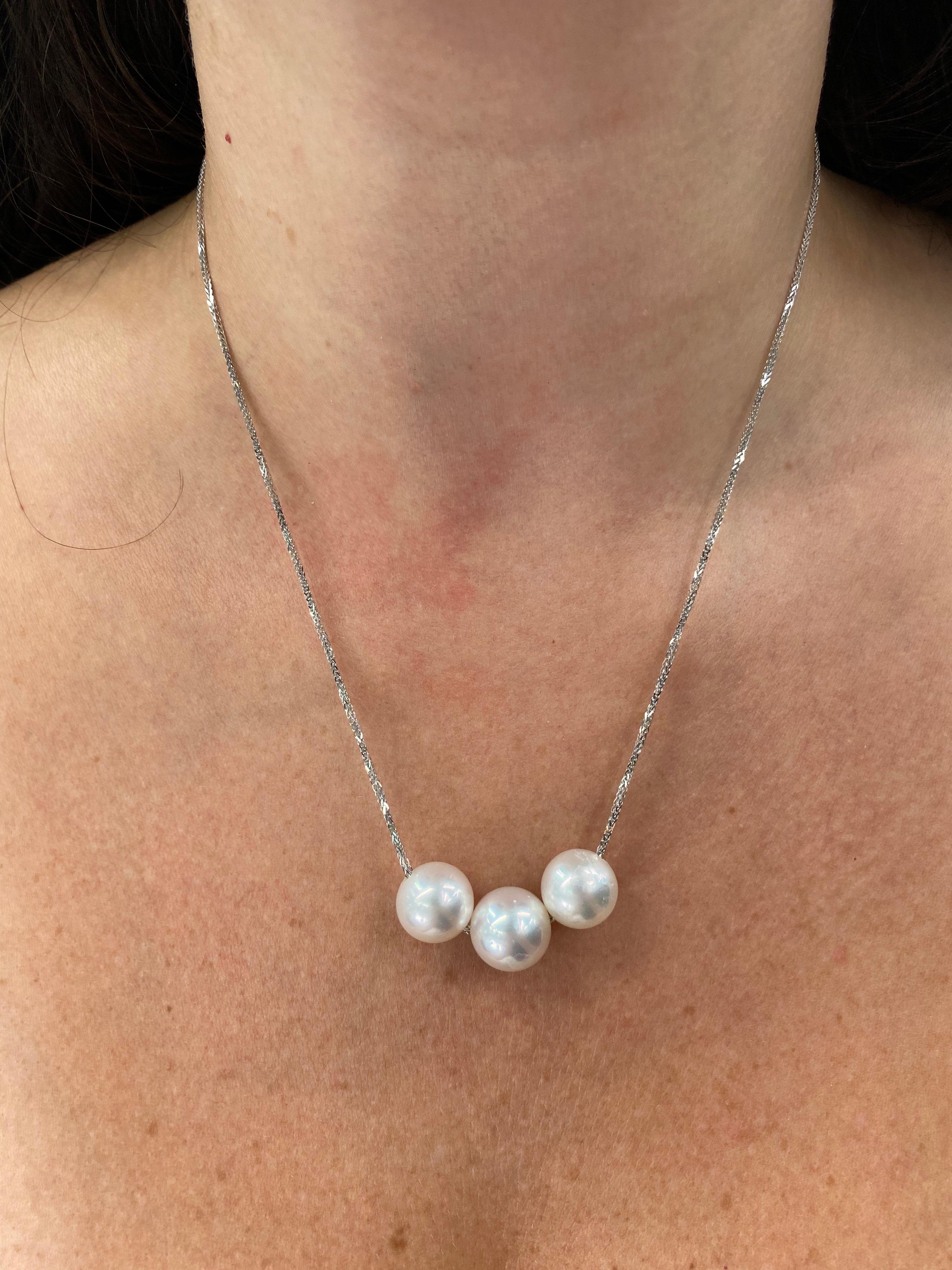 South Sea Pearl Sliding Necklace 18 Karat White Gold For Sale 2