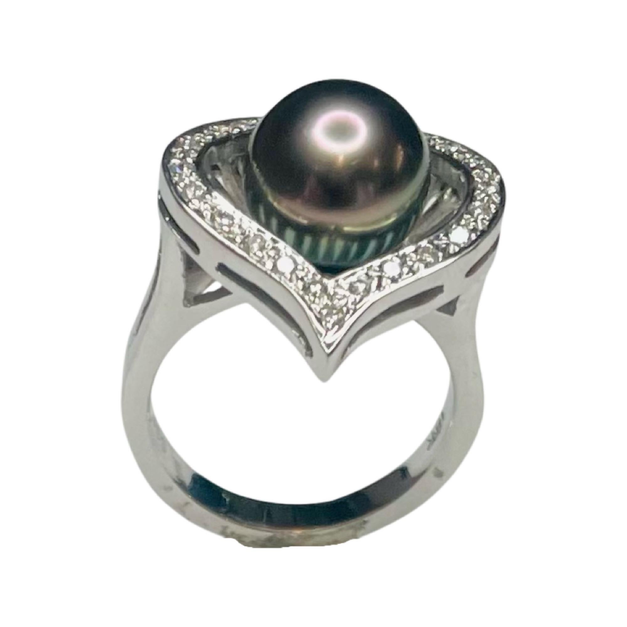 Bague en perles des mers du Sud et perle noire de Tahiti avec diamants en vente 1