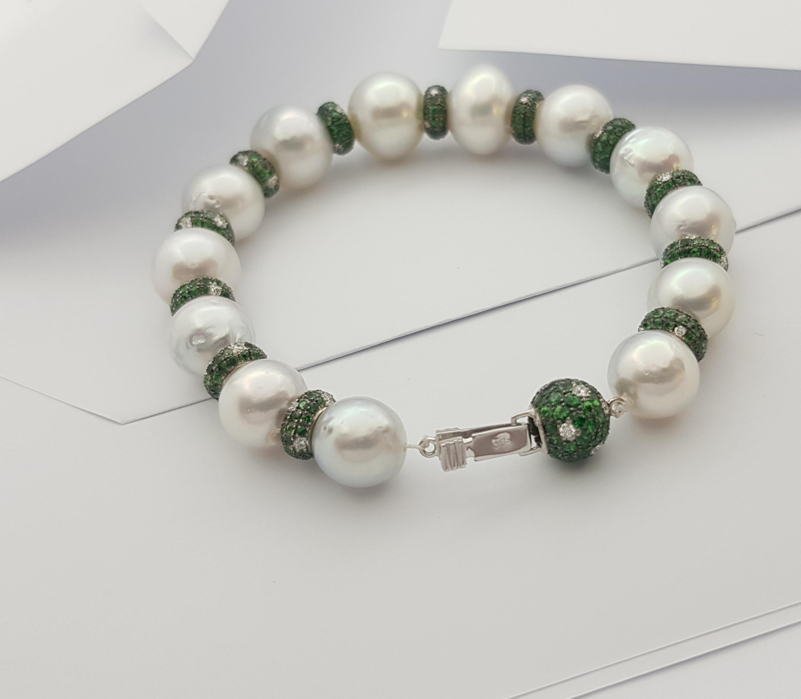 South Sea Pearl, Tsavorite and Diamond Bracelet in 18 Karat White Gold Settings For Sale 6