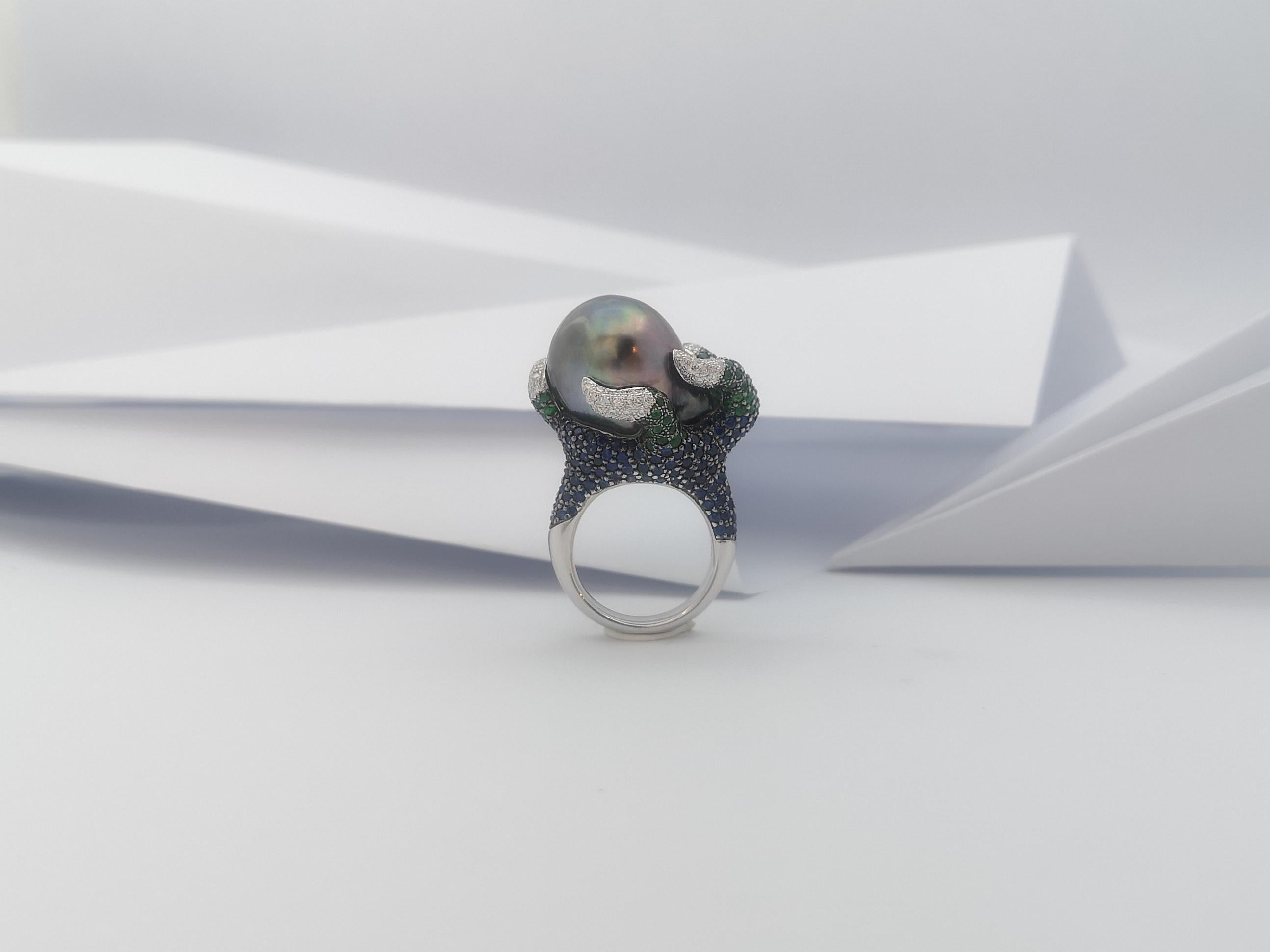 South Sea Pearl, Tsavorite, Blue Sapphire Ring in 18 Karat White Gold Settings For Sale 11