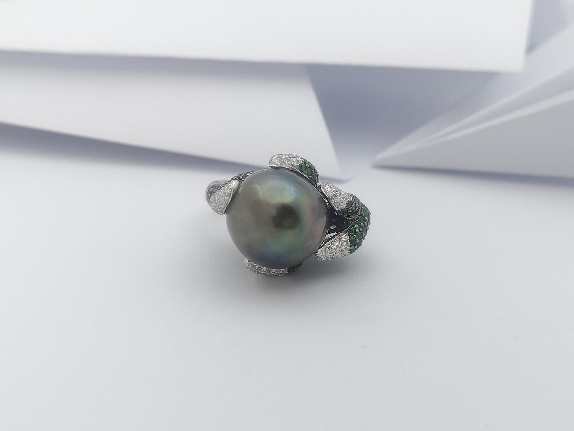 South Sea Pearl, Tsavorite, Blue Sapphire Ring in 18 Karat White Gold Settings For Sale 12