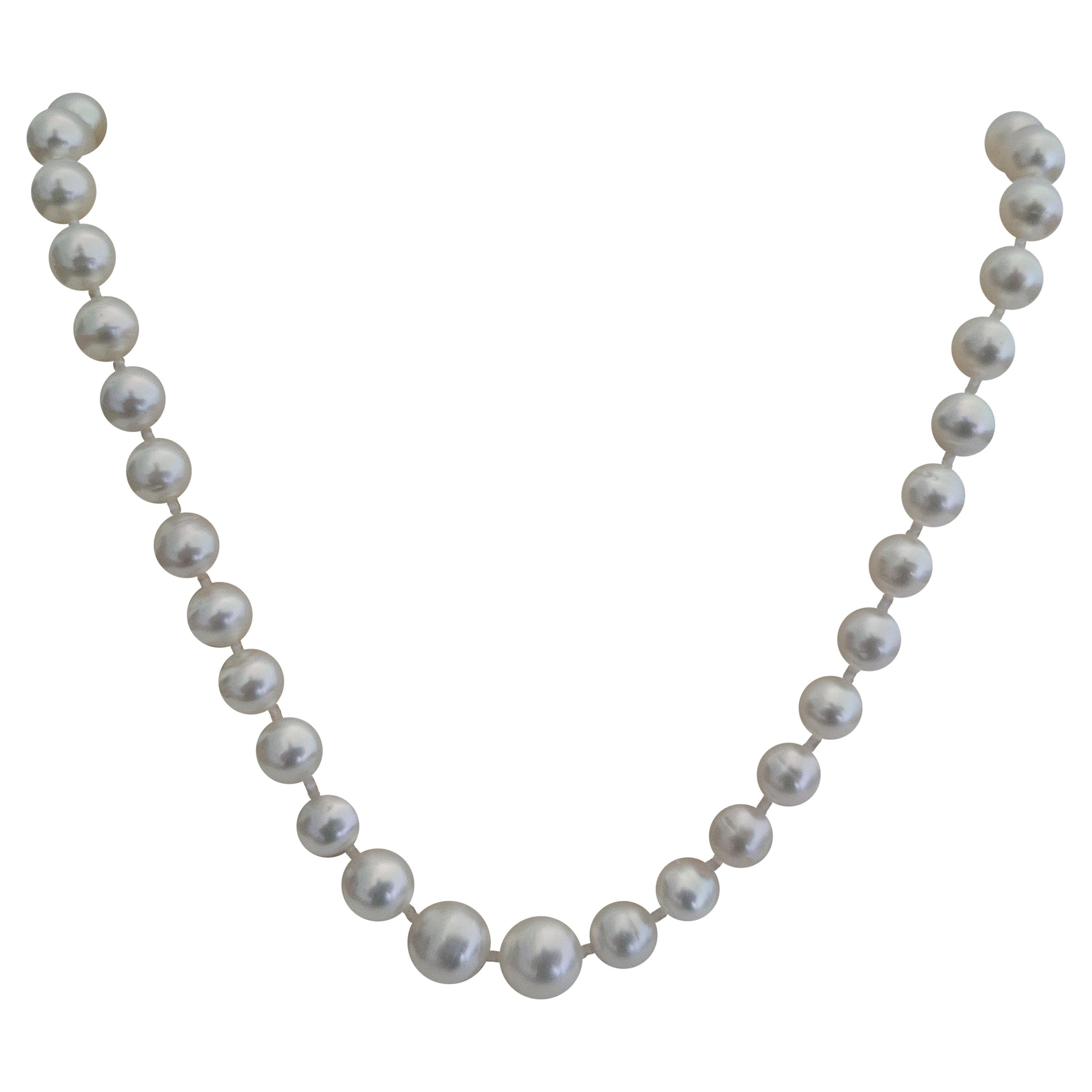 South Sea Pearl White Natural Color, Very High Luster and Orient For Sale