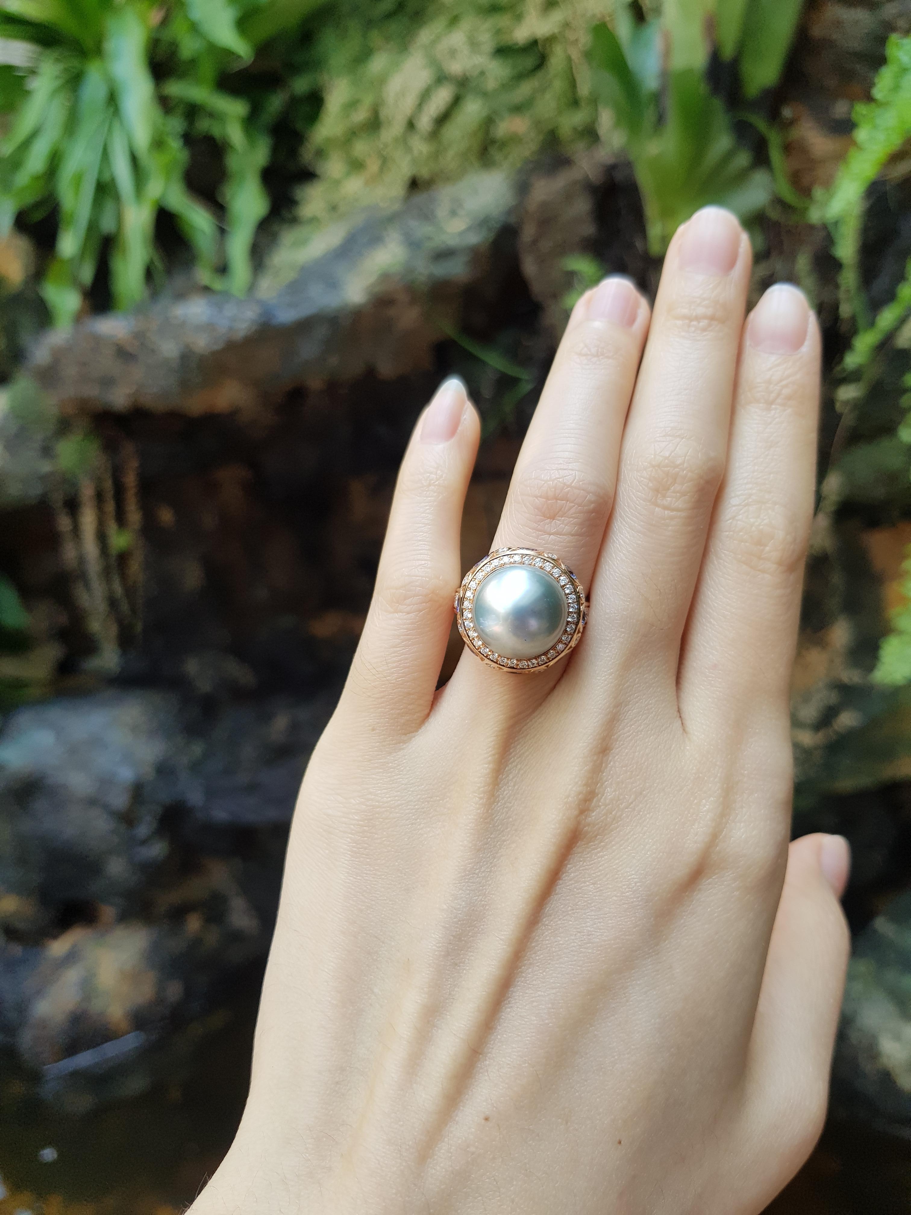 Contemporary South Sea Pearl with Blue Sapphire and Diamond ing set in 18 Karat Rose Gold For Sale