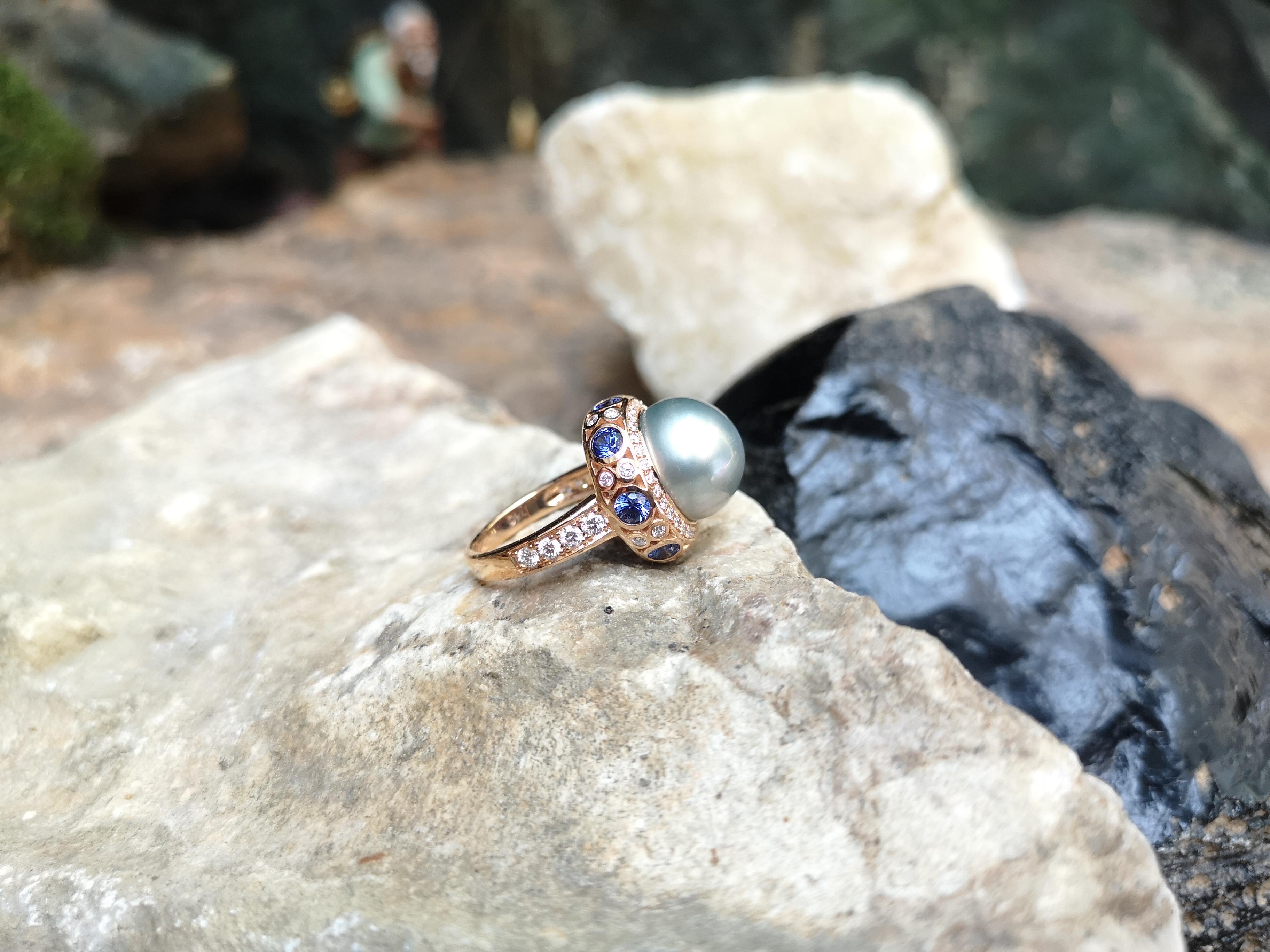 Women's South Sea Pearl with Blue Sapphire and Diamond ing set in 18 Karat Rose Gold For Sale