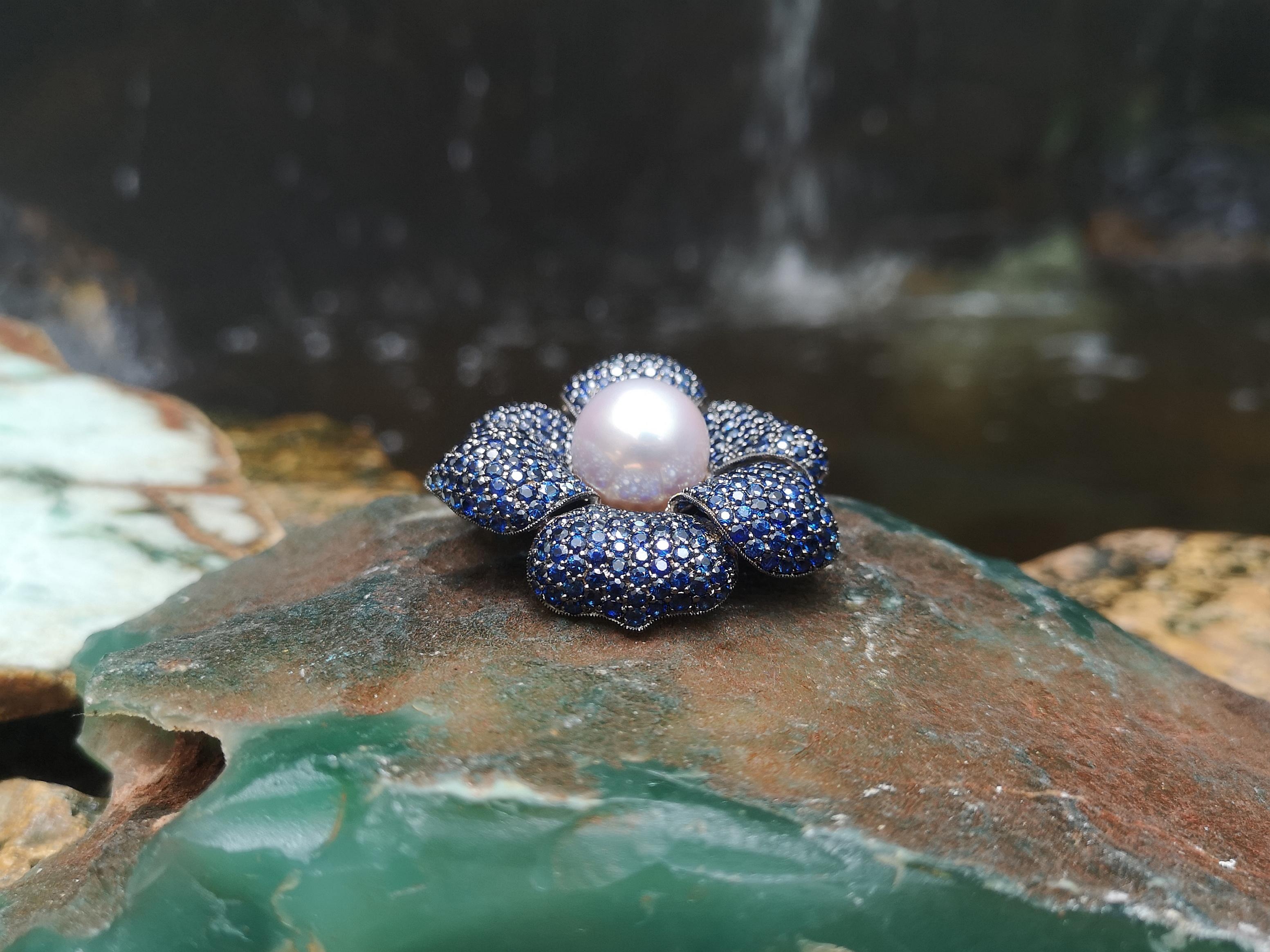 Mixed Cut South Sea Pearl with Blue Sapphire Brooch/Pendant Set in 18 Karat White Gold For Sale