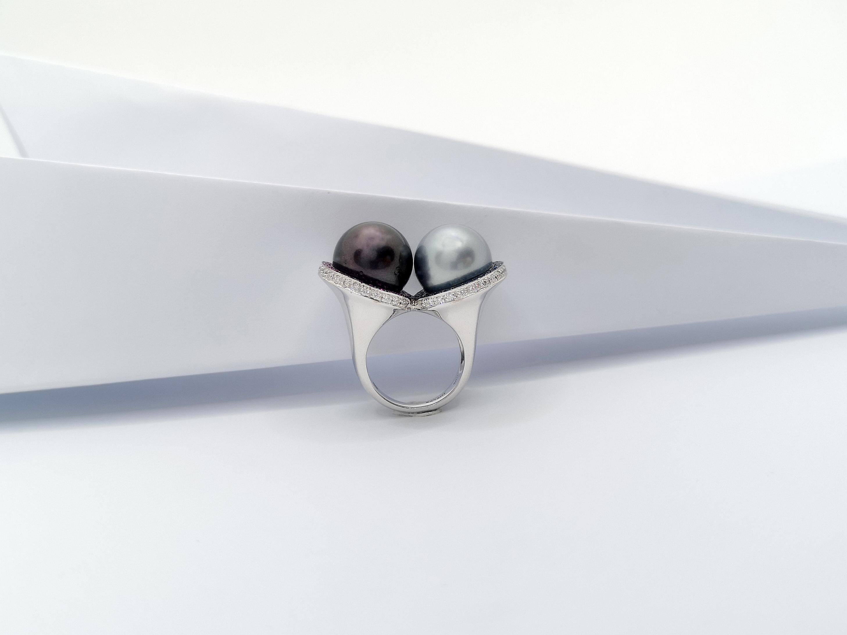 South Sea Pearl with Blue Sapphire, Pink Sapphire Ring in 18 Karat White Gold For Sale 4