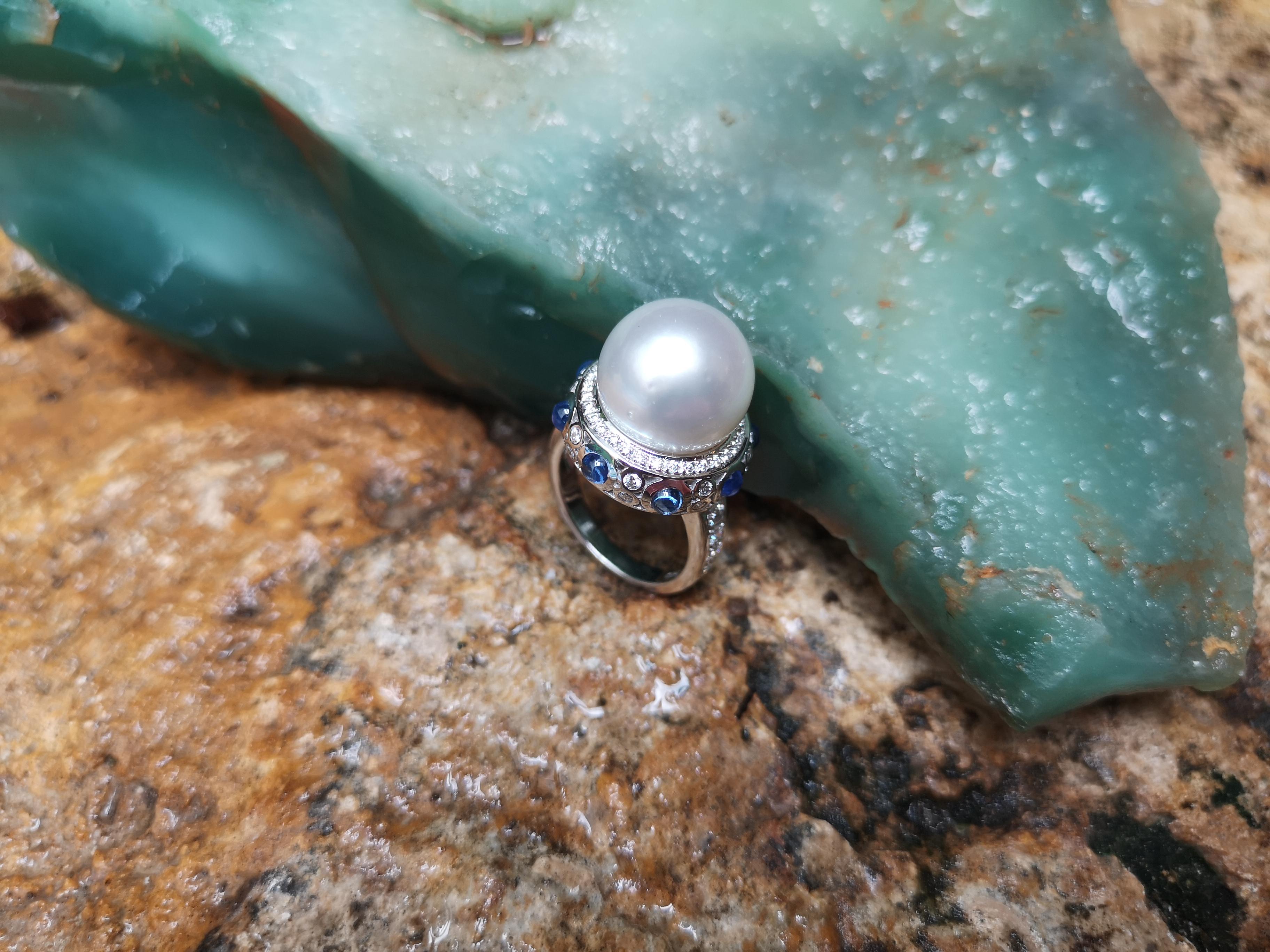 South Sea Pearl with Cabochon Blue Sapphire and Diamond Ring 18 Karat White Gold For Sale 3