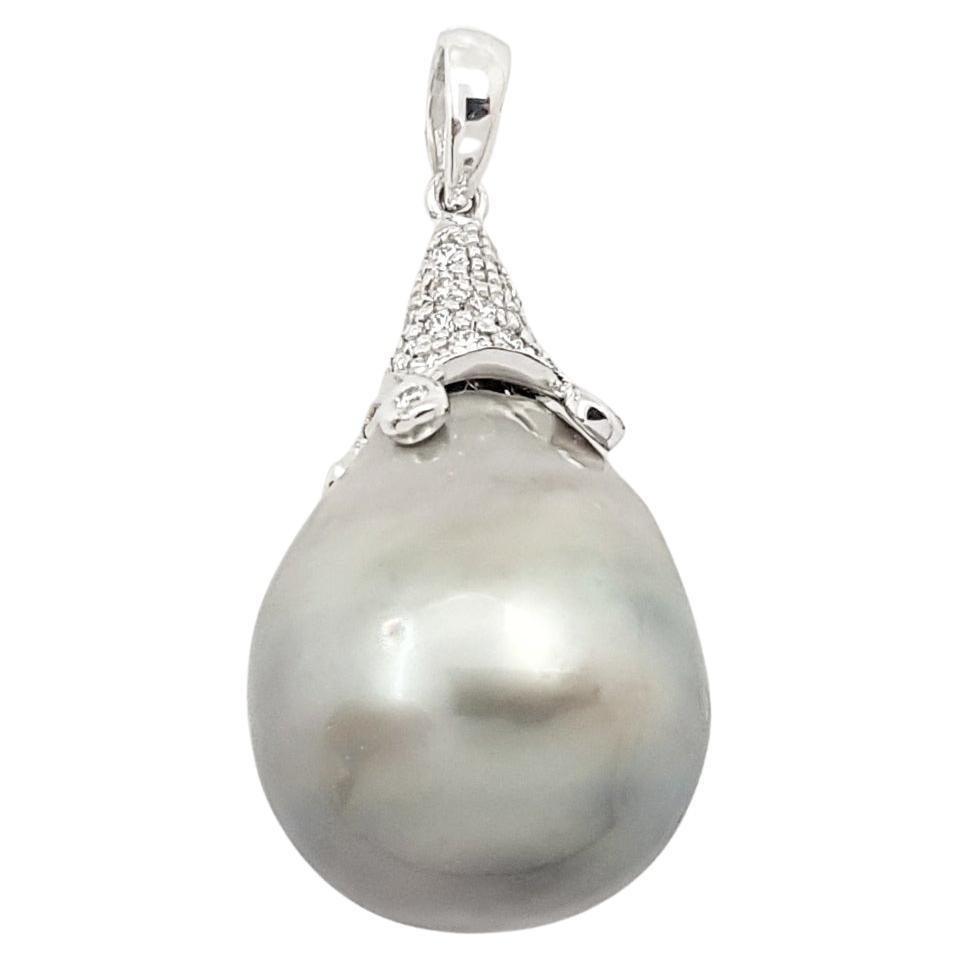 South Sea Pearl with Diamond 0.27 carat Pendant set in 18K White Gold Settings