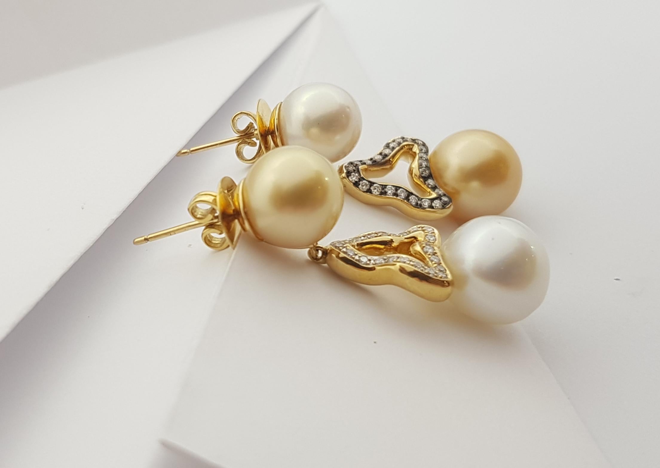 South Sea Pearl with Diamond 0.42 Carat Earrings Set in 18 Karat Gold Settings For Sale 2