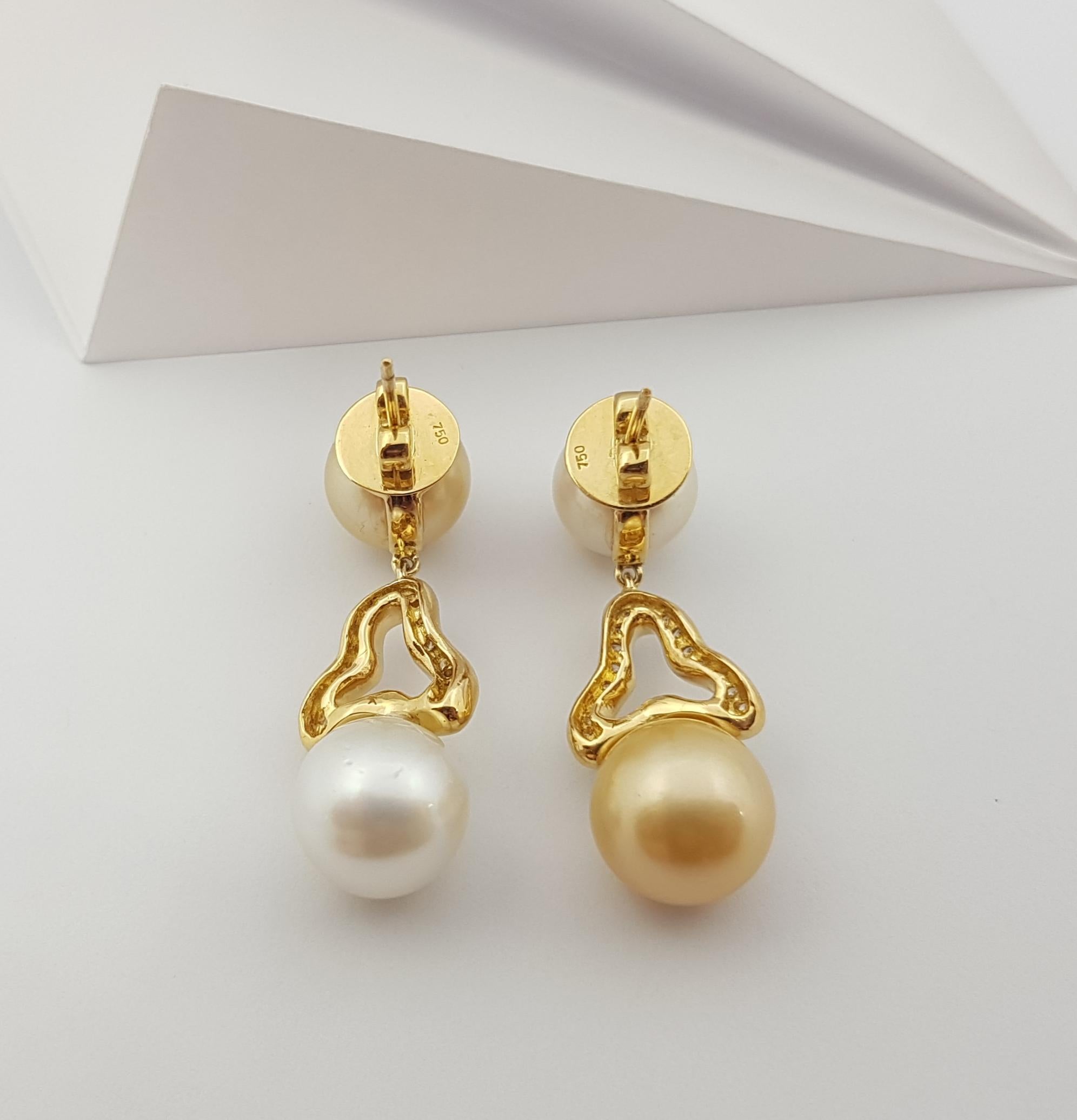South Sea Pearl with Diamond 0.42 Carat Earrings Set in 18 Karat Gold Settings For Sale 3
