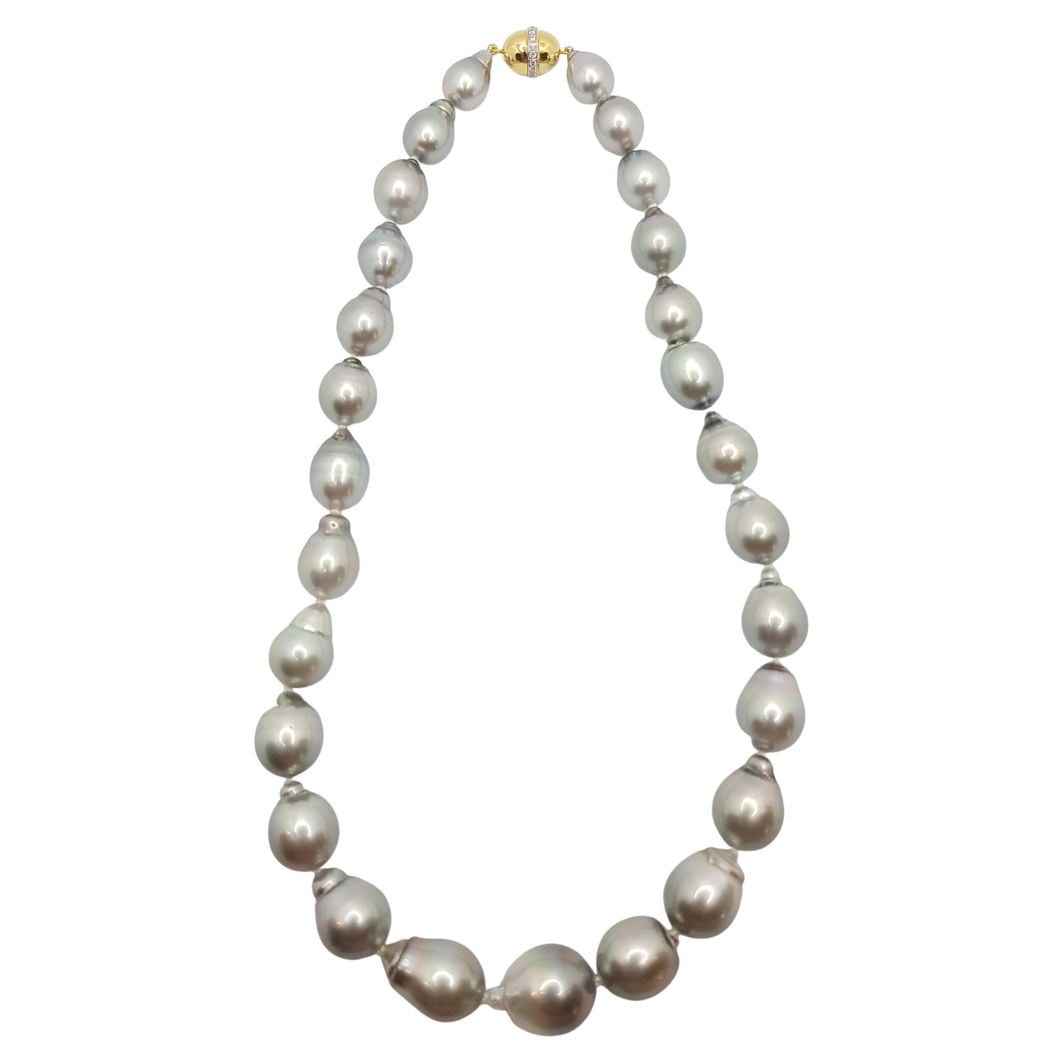 South Sea Pearl with Diamond 18 Karat Gold Lock