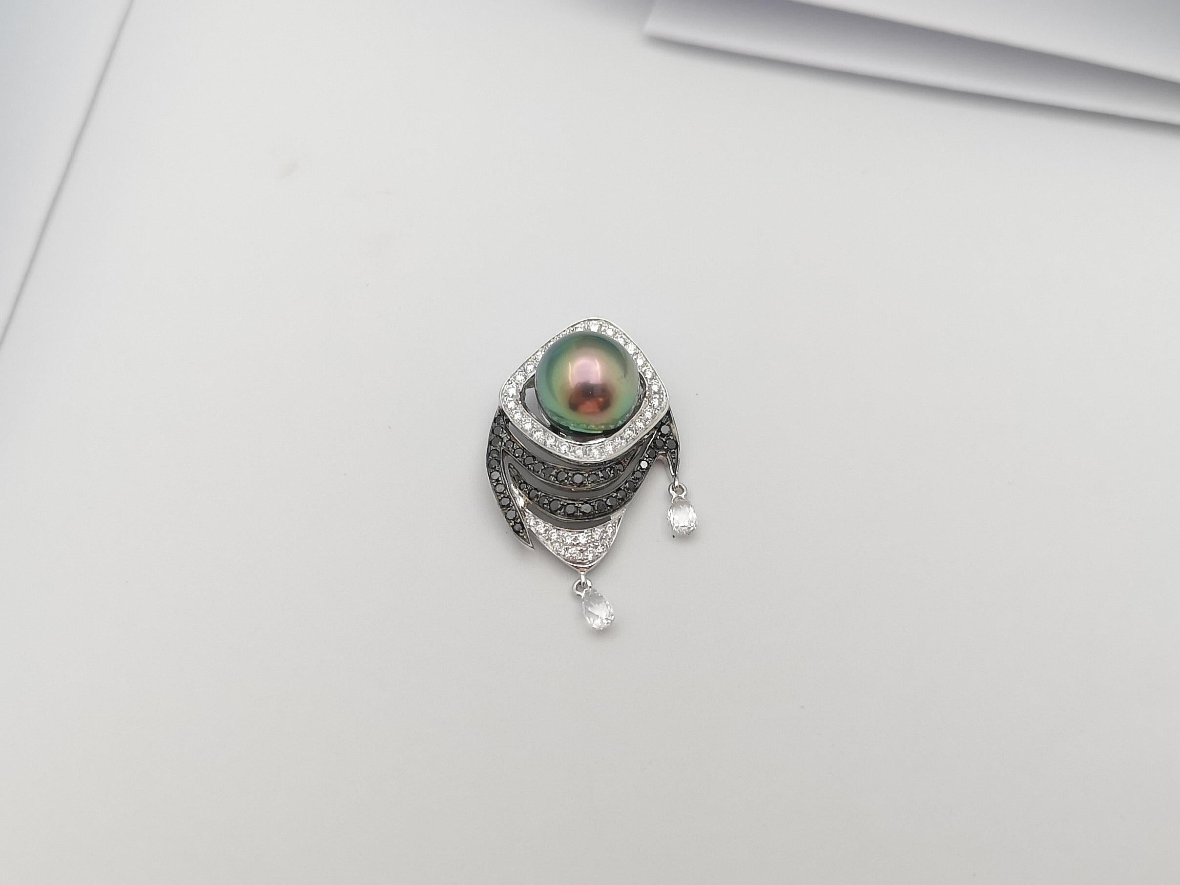 Contemporary South Sea Pearl with Diamond and Black Diamond Pendant in 18 Karat White Gold For Sale