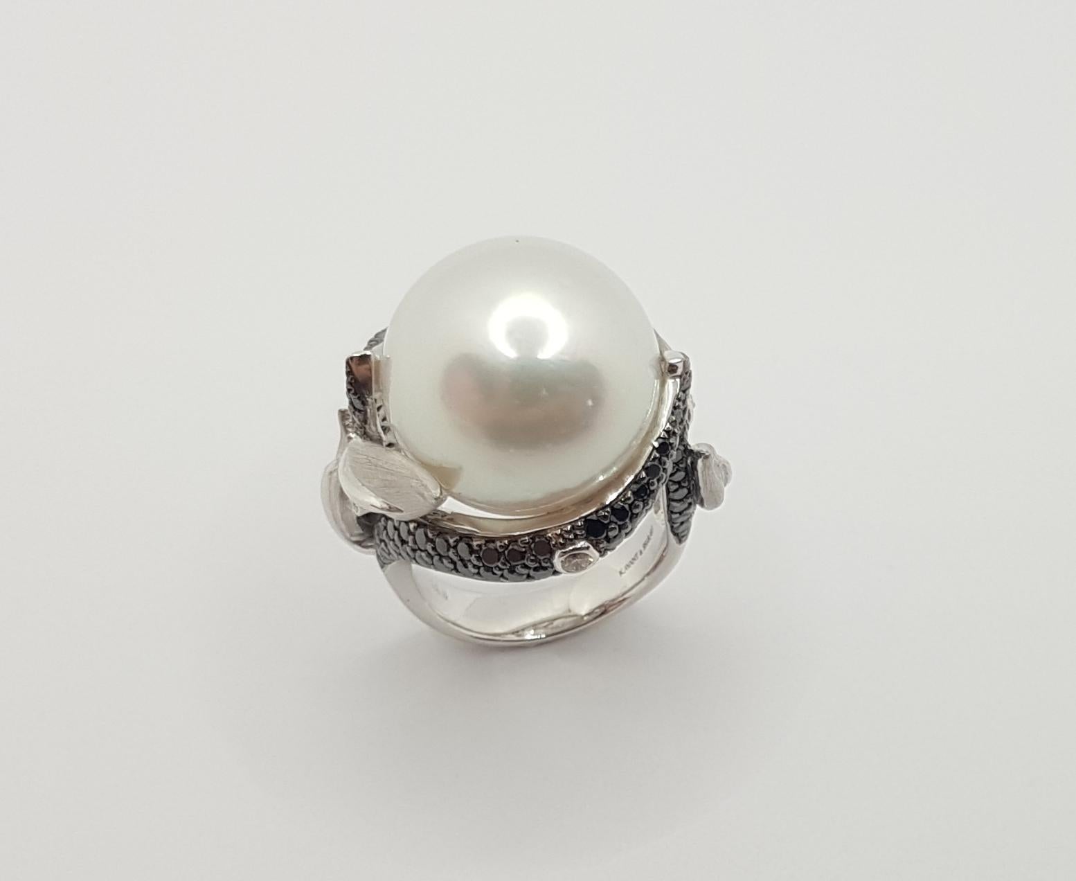 South Sea Pearl with Diamond and Black Diamond Ring Set in 18 Karat White Gold For Sale 3