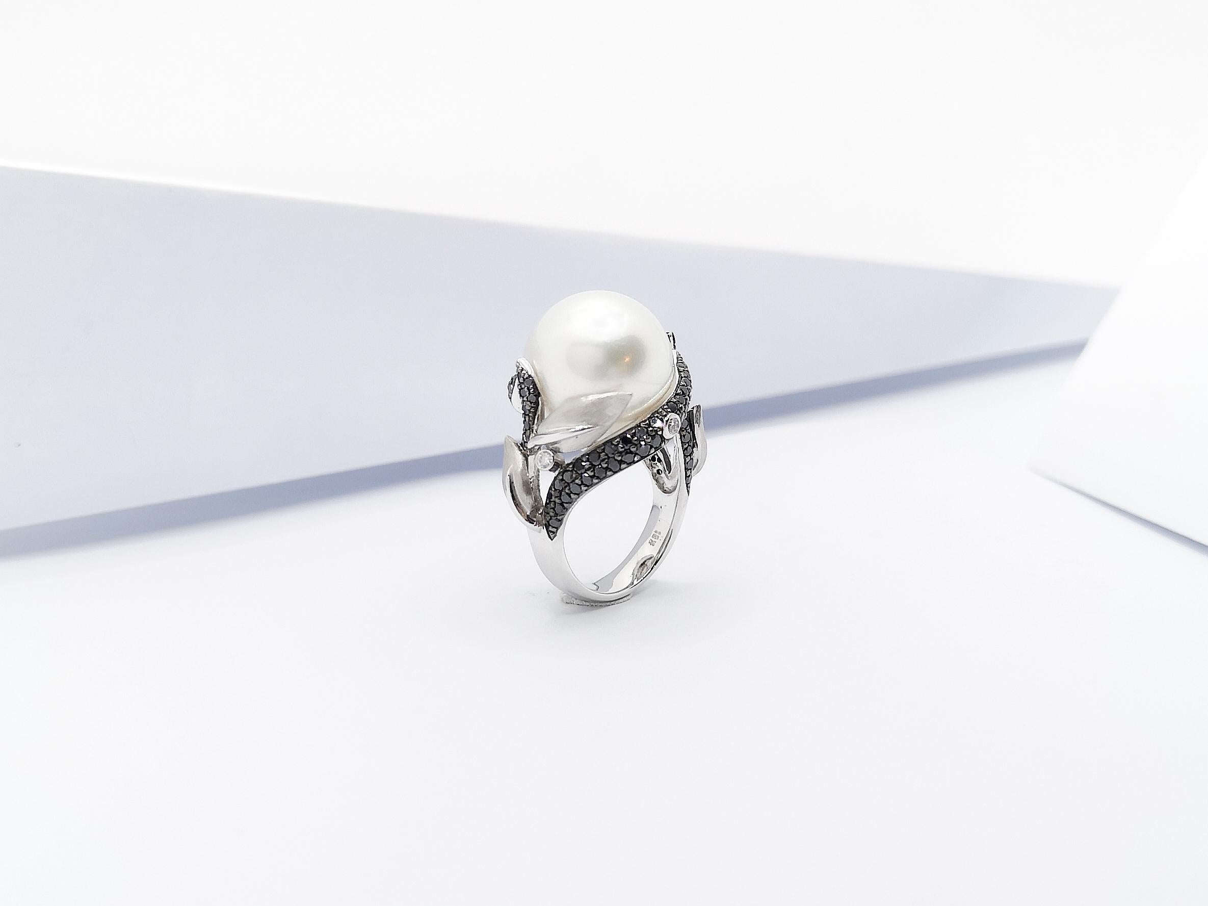 South Sea Pearl with Diamond and Black Diamond Ring Set in 18 Karat White Gold For Sale 4
