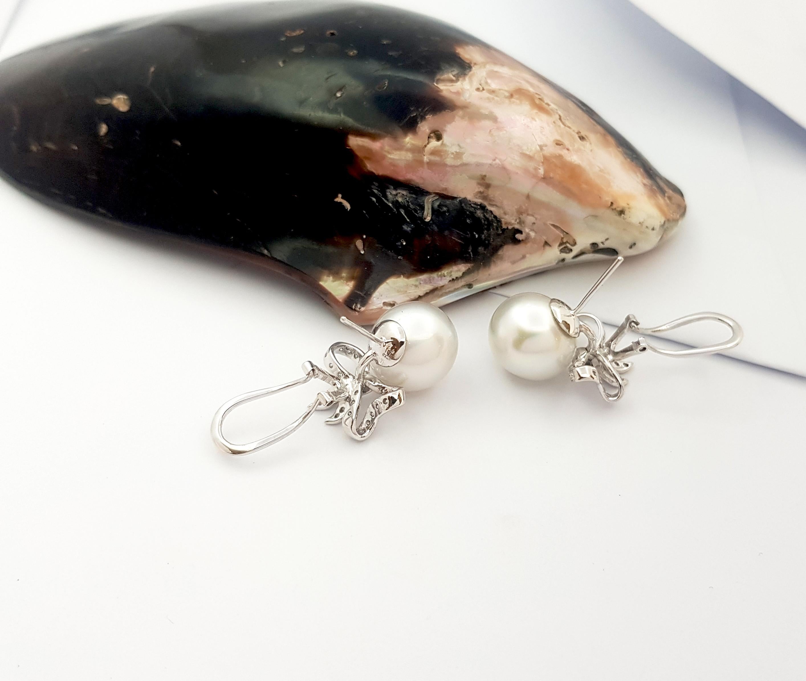 South Sea Pearl with Diamond Bow Earrings set in 18K White Gold Settings 1