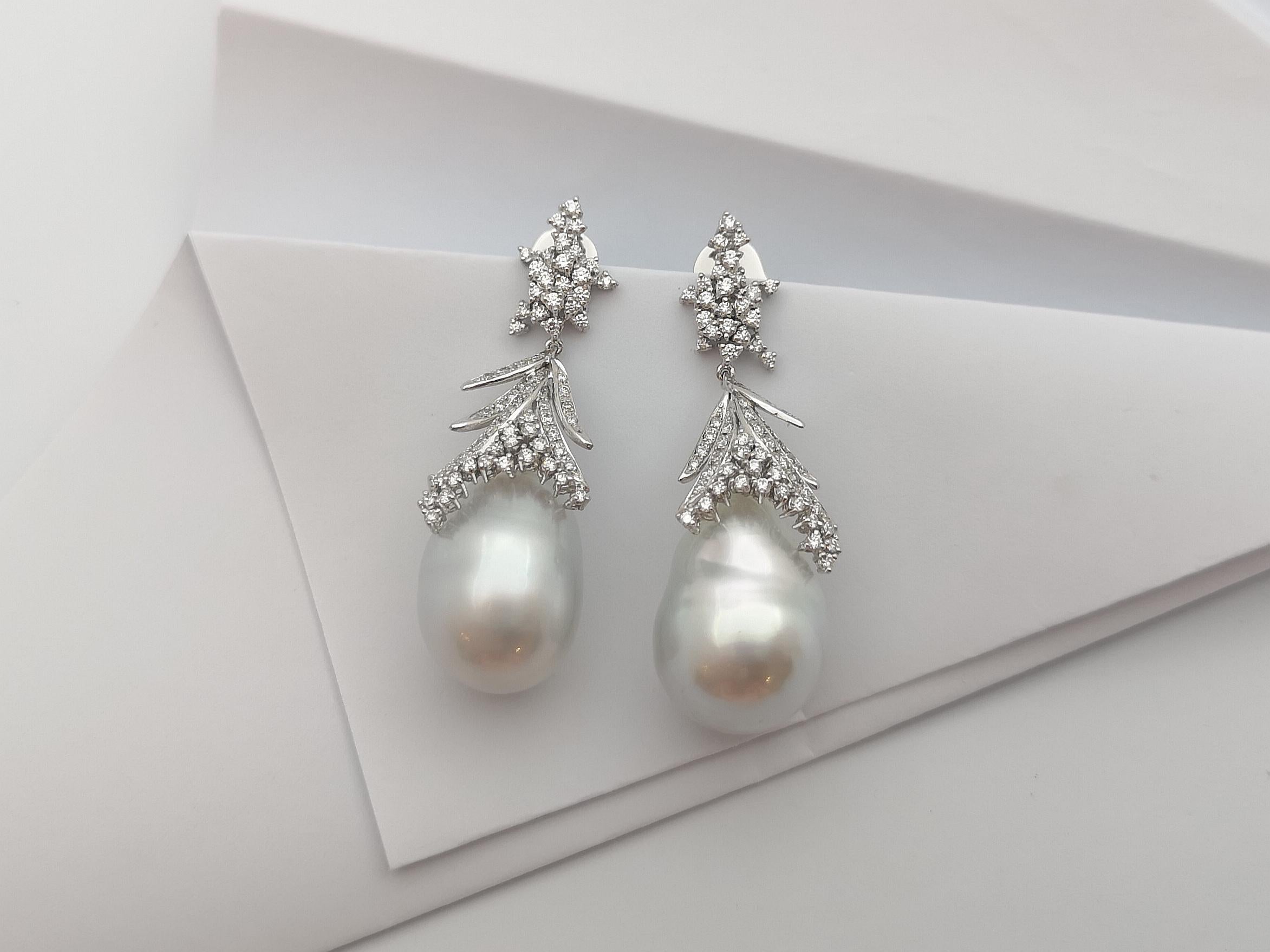 South Sea Pearl with Diamond Earrings Set in 18 Karat White Gold Set For Sale 2