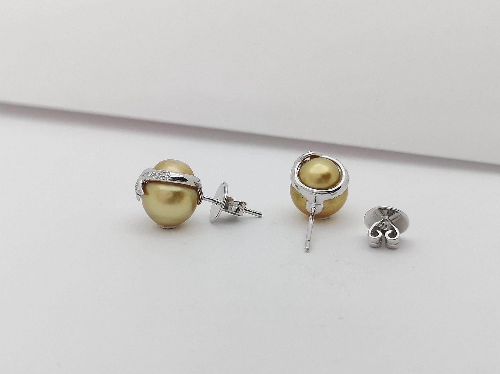 Women's South Sea Pearl with Diamond Earrings Set in 18 Karat White Gold Settings For Sale
