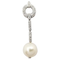 South Sea Pearl with Diamond Pendant set in 18K White Gold Settings