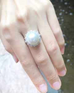 South Sea Pearl with Diamond Ring Set in 18 Karat White Gold Settings