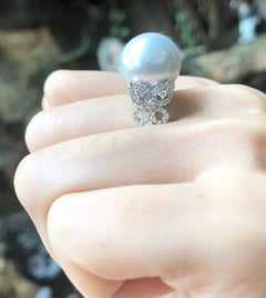 South Sea Pearl with Diamond Ring Set in 18 Karat White Gold Settings