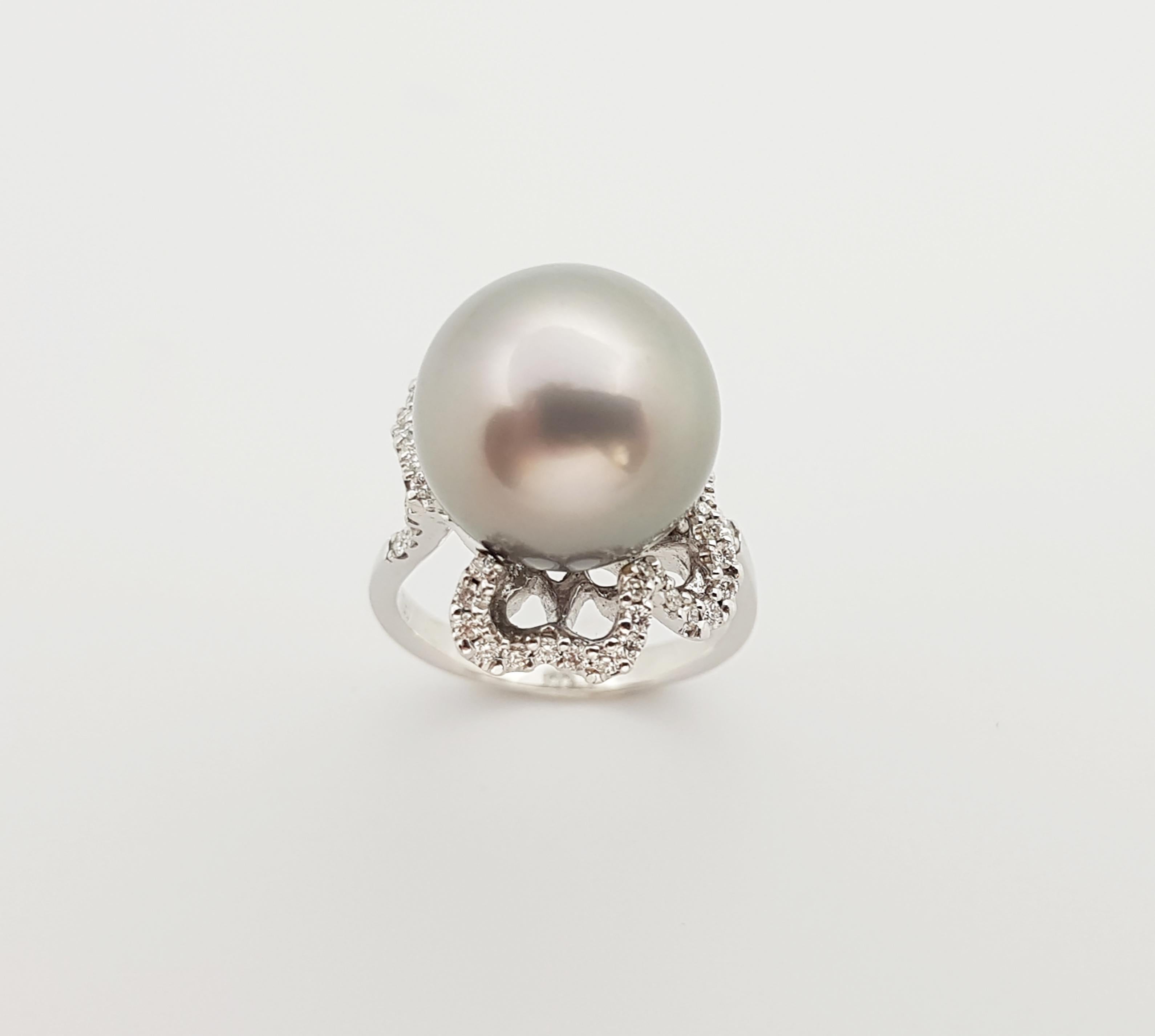 South Sea Pearl with Diamond Ring set in 18 Karat White Gold Settings For Sale 2