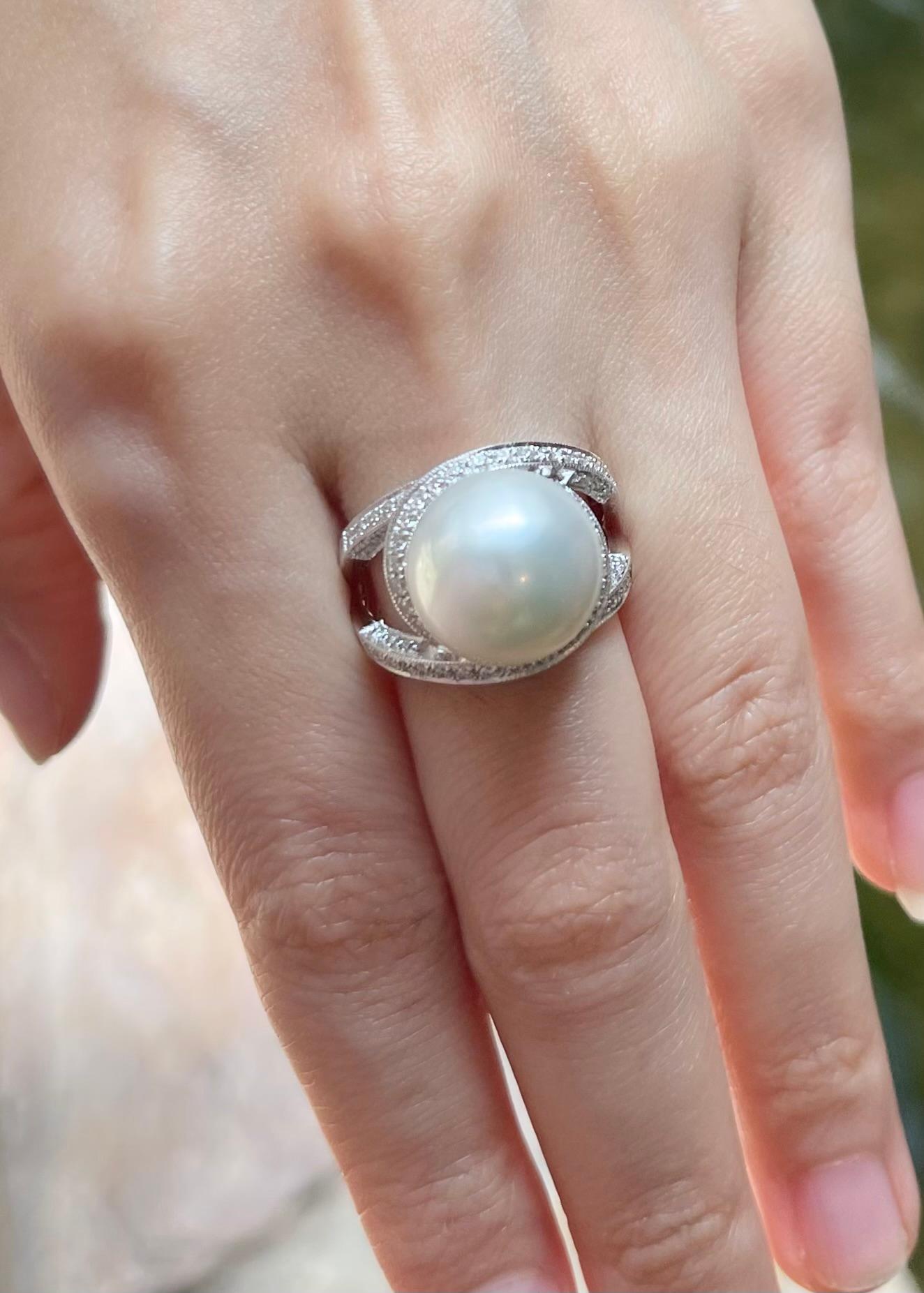 Taille brillant Bague en platine 950 avec perles des mers du Sud et diamants en vente