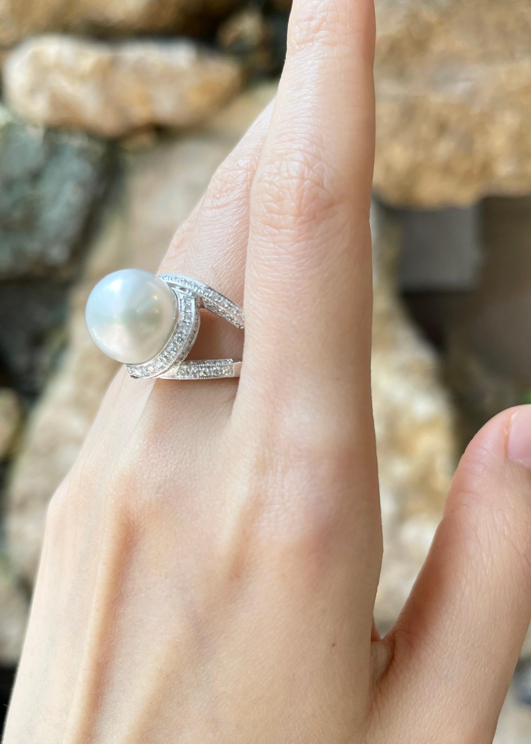 Bague en platine 950 avec perles des mers du Sud et diamants Neuf - En vente à Bangkok, TH
